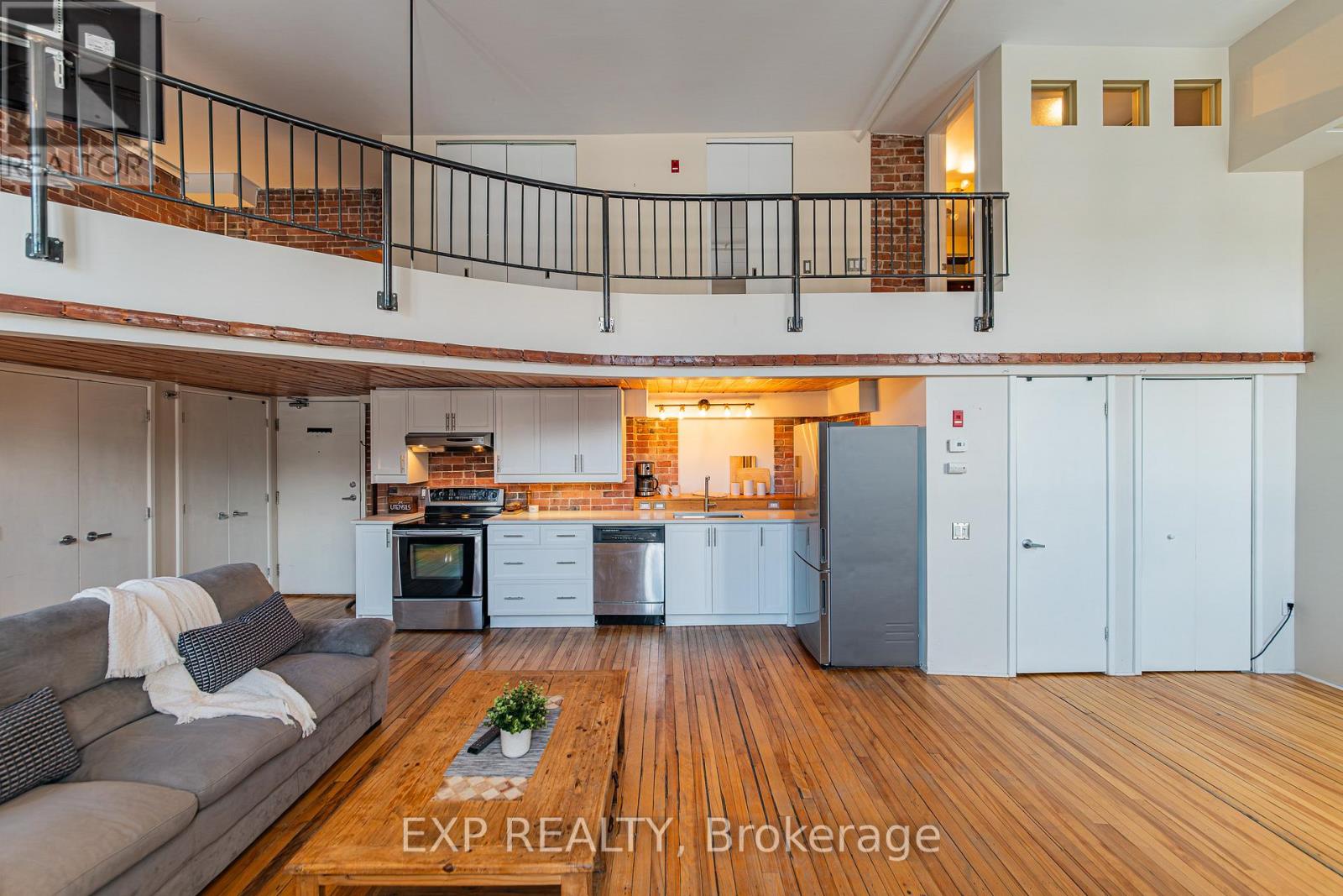 206 - 589 Rideau Street, Ottawa, Ontario  K1N 6A1 - Photo 11 - X12801114