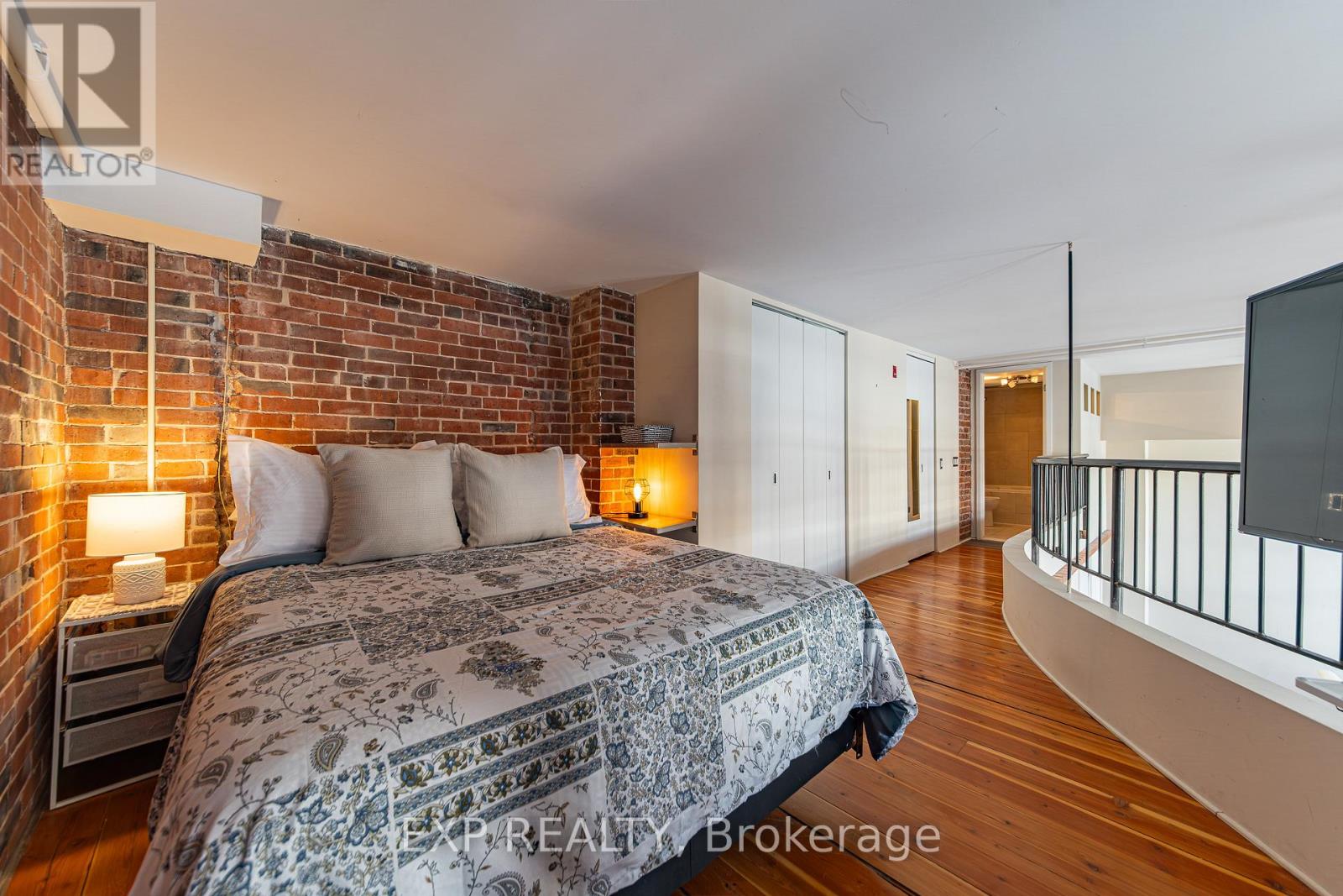 206 - 589 Rideau Street, Ottawa, Ontario  K1N 6A1 - Photo 18 - X12801114