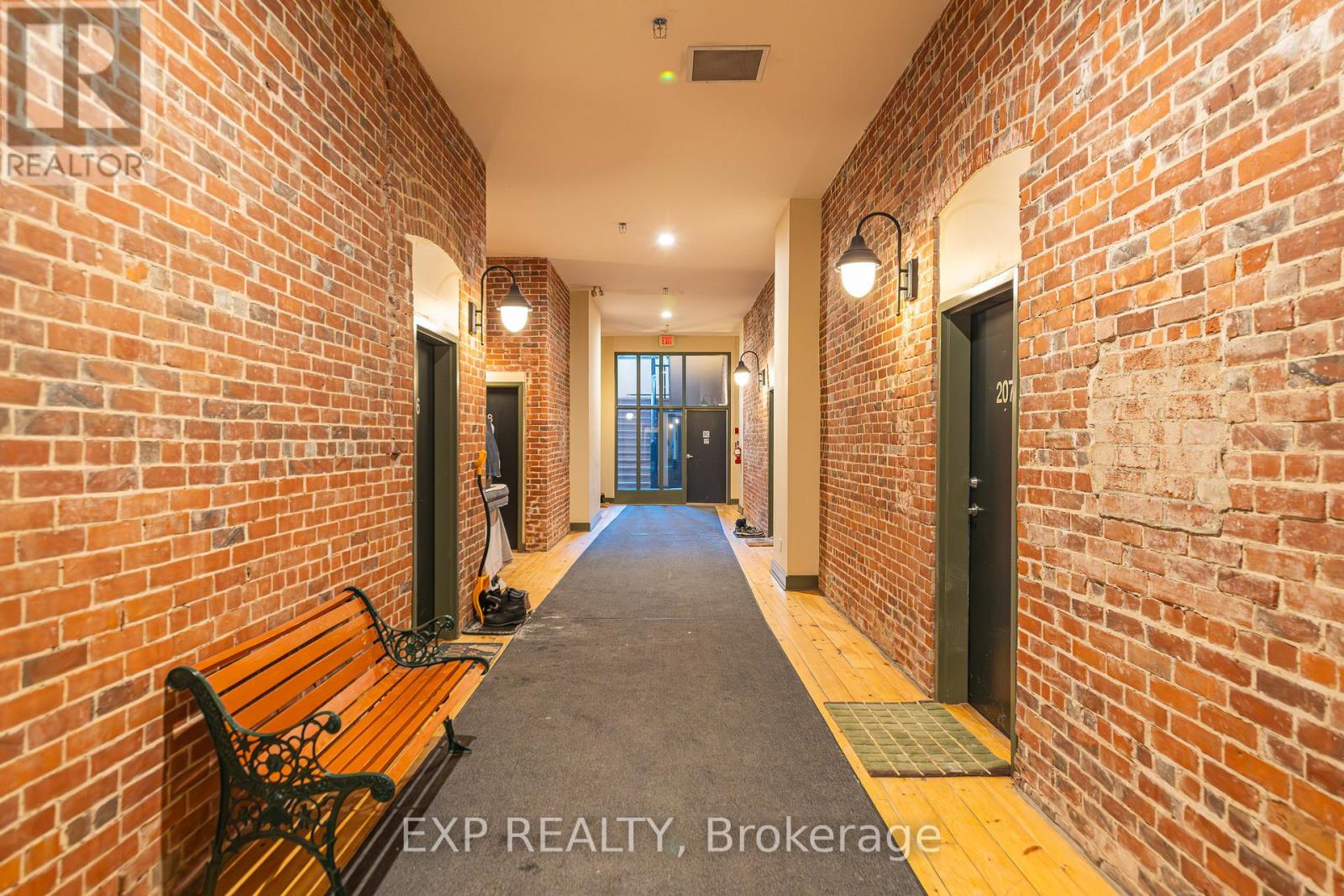 206 - 589 Rideau Street, Ottawa, Ontario  K1N 6A1 - Photo 5 - X12801114