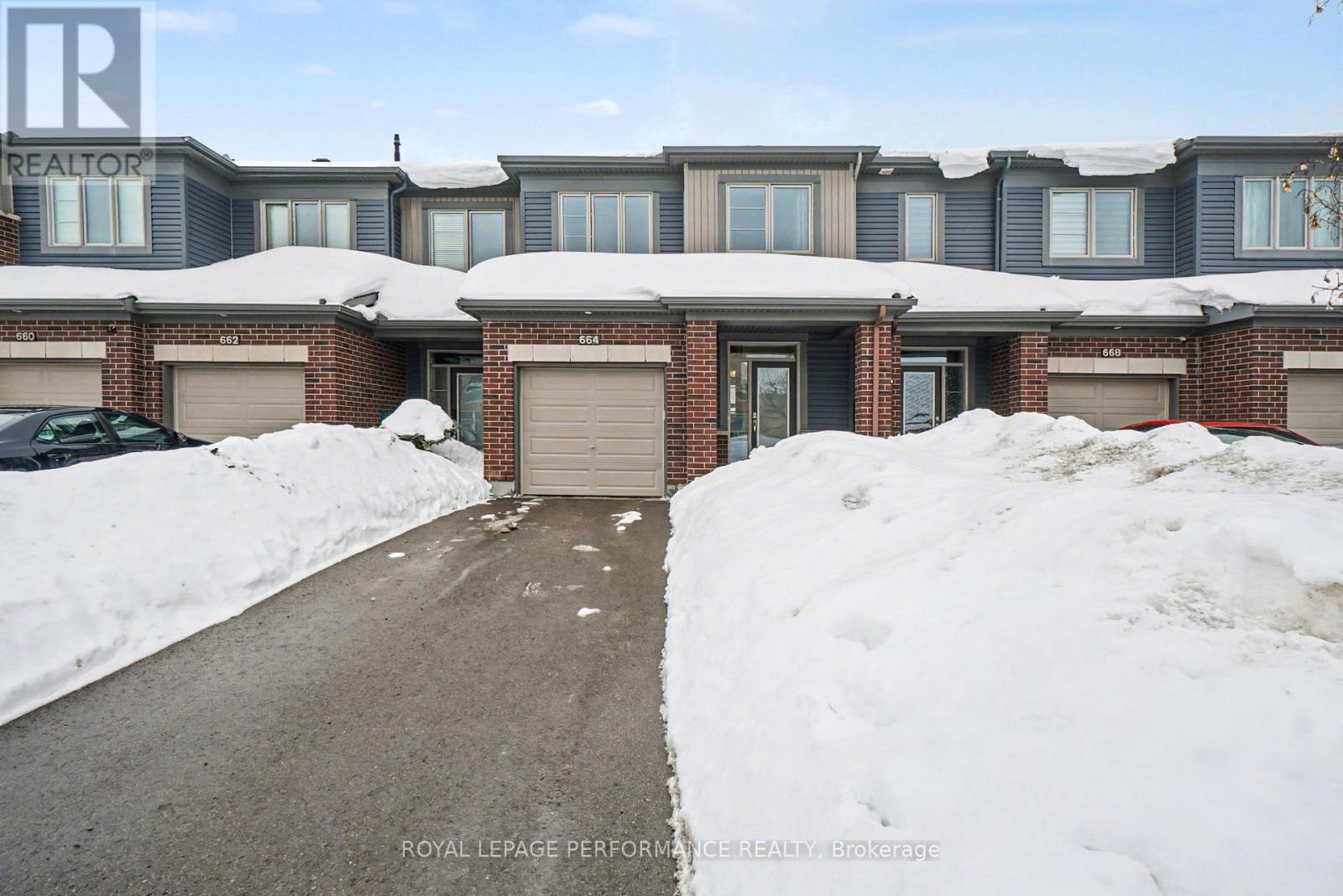 664 Des Aubepines Drive, Ottawa, Ontario  K4A 1B9 - Photo 3 - X12801372