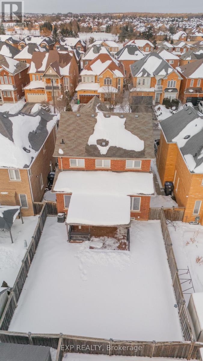 54 Delphinium Way, Brampton, Ontario  L7A 0N4 - Photo 48 - W12798898