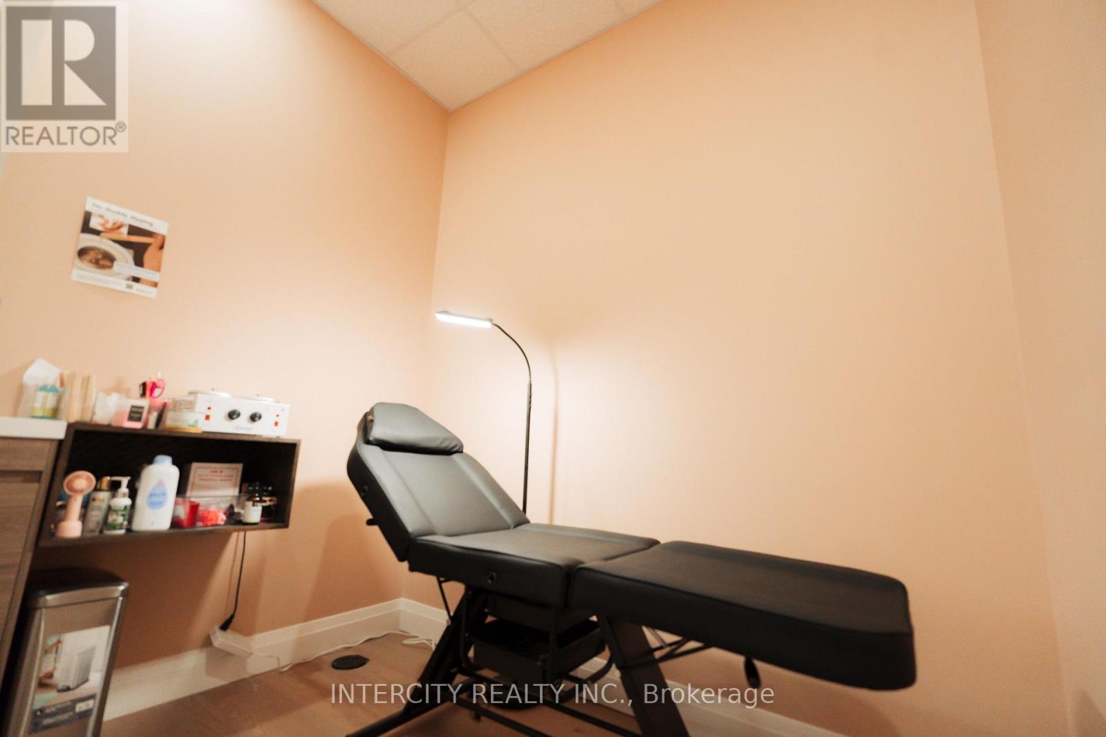 38 - 11615 Mcvean Drive, Brampton, Ontario  L6P 4R3 - Photo 4 - W12801004