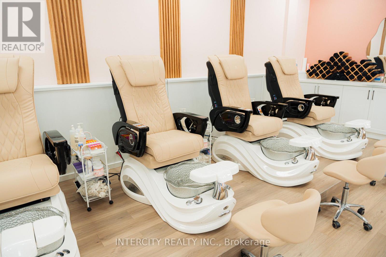 38 - 11615 Mcvean Drive, Brampton, Ontario  L6P 4R3 - Photo 2 - W12801004