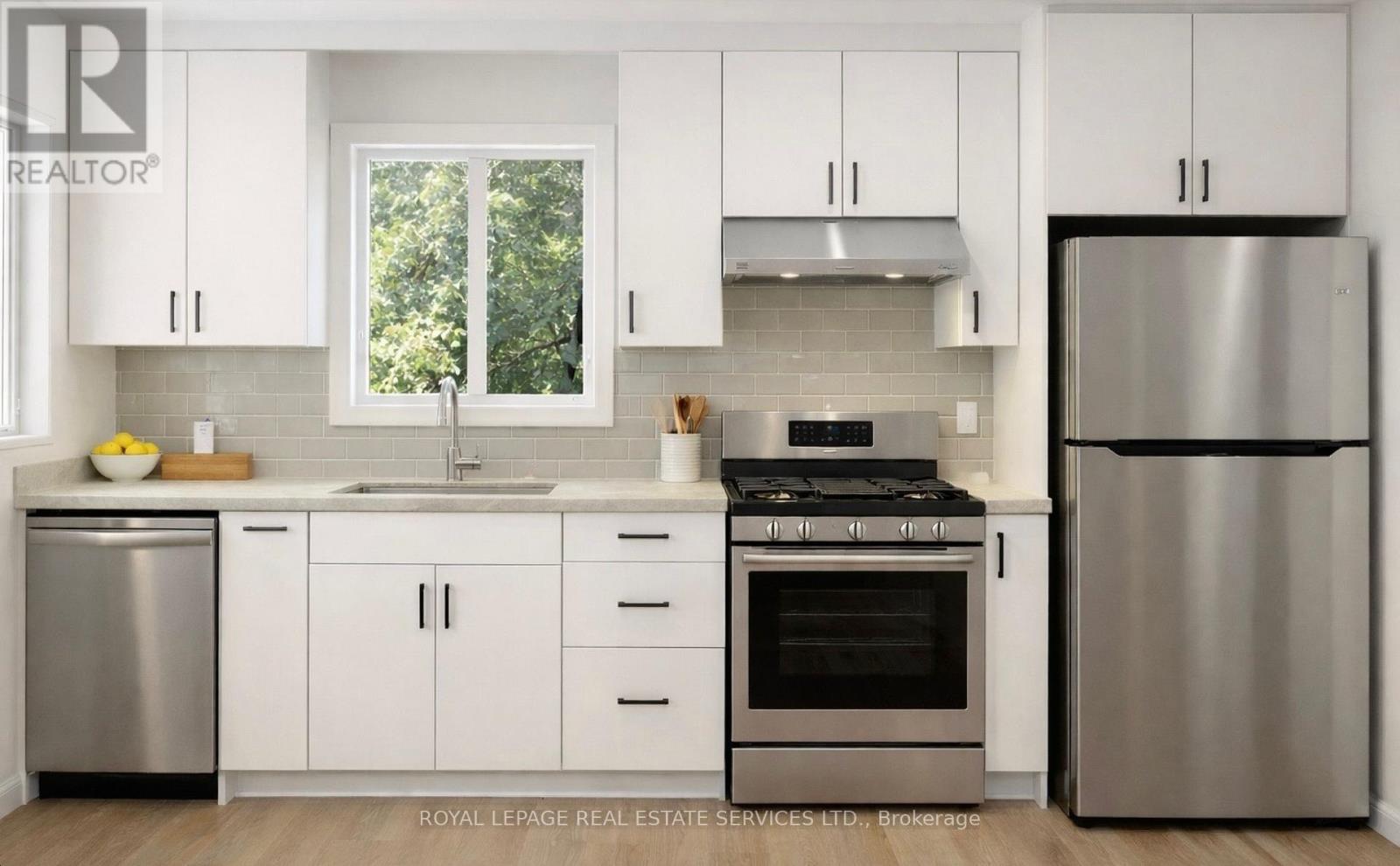 Main - 144 Lake Crescent, Toronto, Ontario  M8V 1W1 - Photo 4 - W12801002