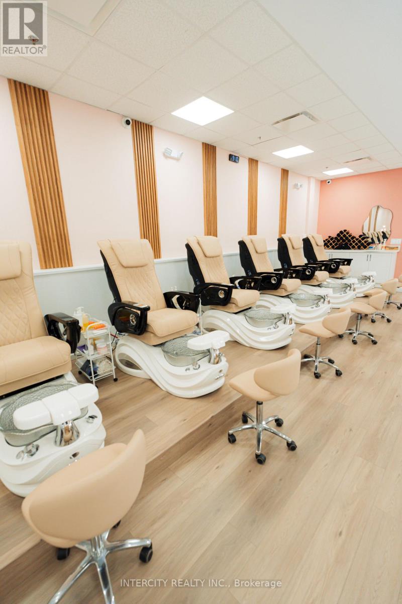 38 - 11615 Mcvean Drive, Brampton, Ontario  L6P 4R3 - Photo 5 - W12801004