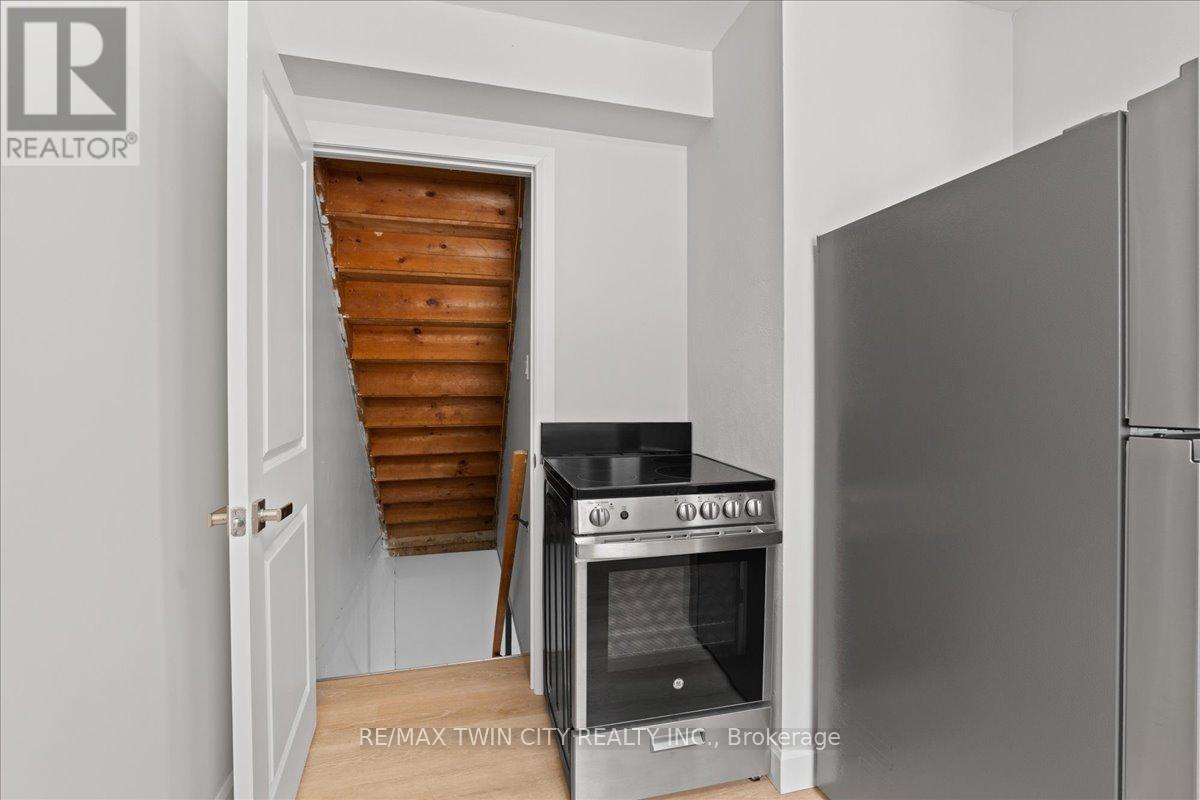 83 Elm Street, Norfolk, Ontario  N3Y 3B7 - Photo 11 - X12760636