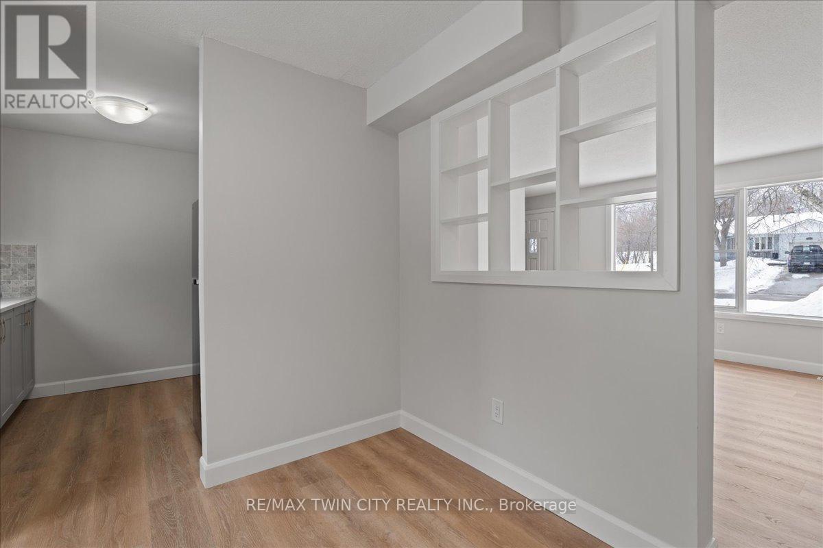 83 Elm Street, Norfolk, Ontario  N3Y 3B7 - Photo 14 - X12760636