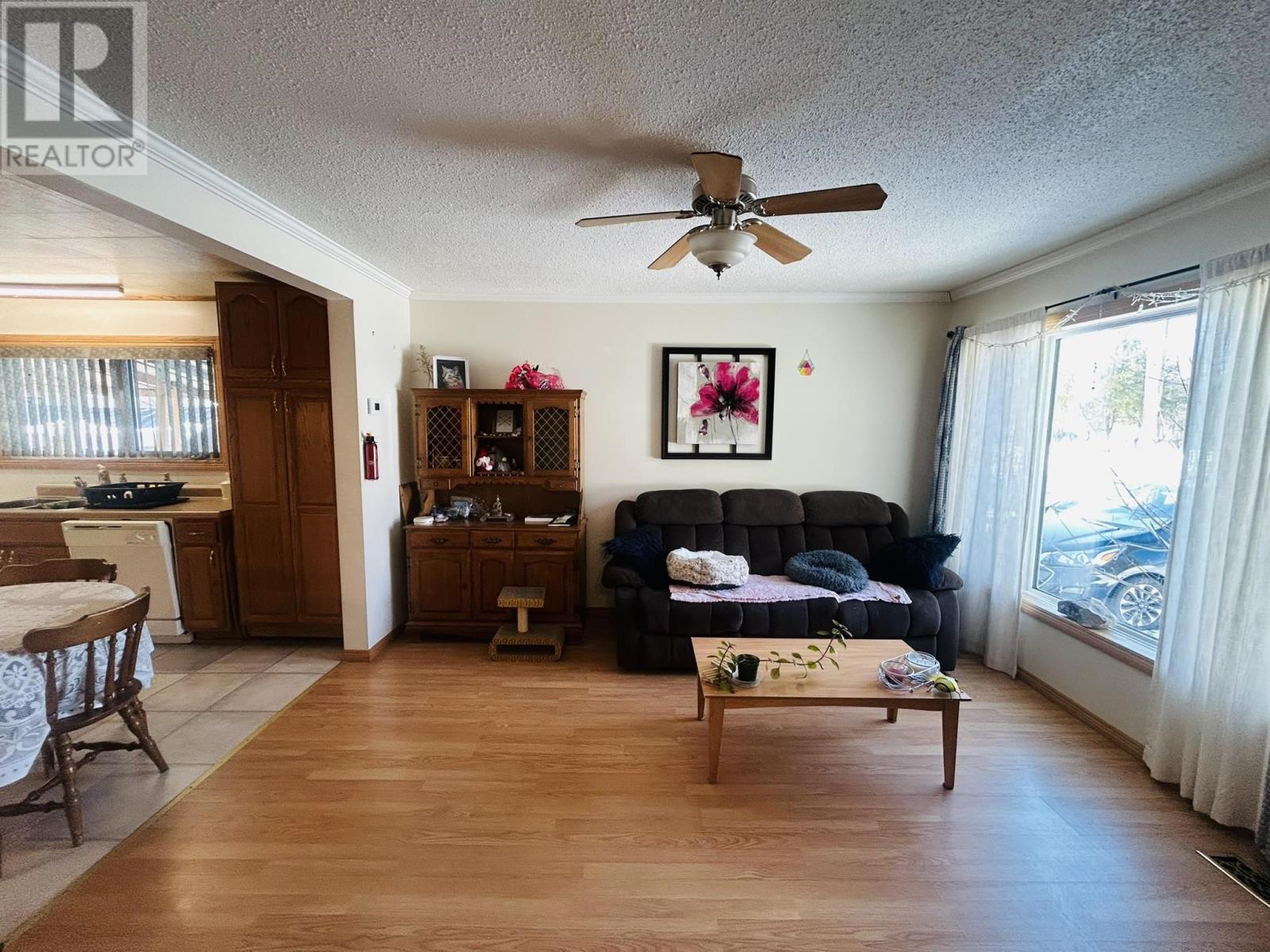 123 Burns St, Atikokan, Ontario  P0T 1C0 - Photo 5 - TB2600256