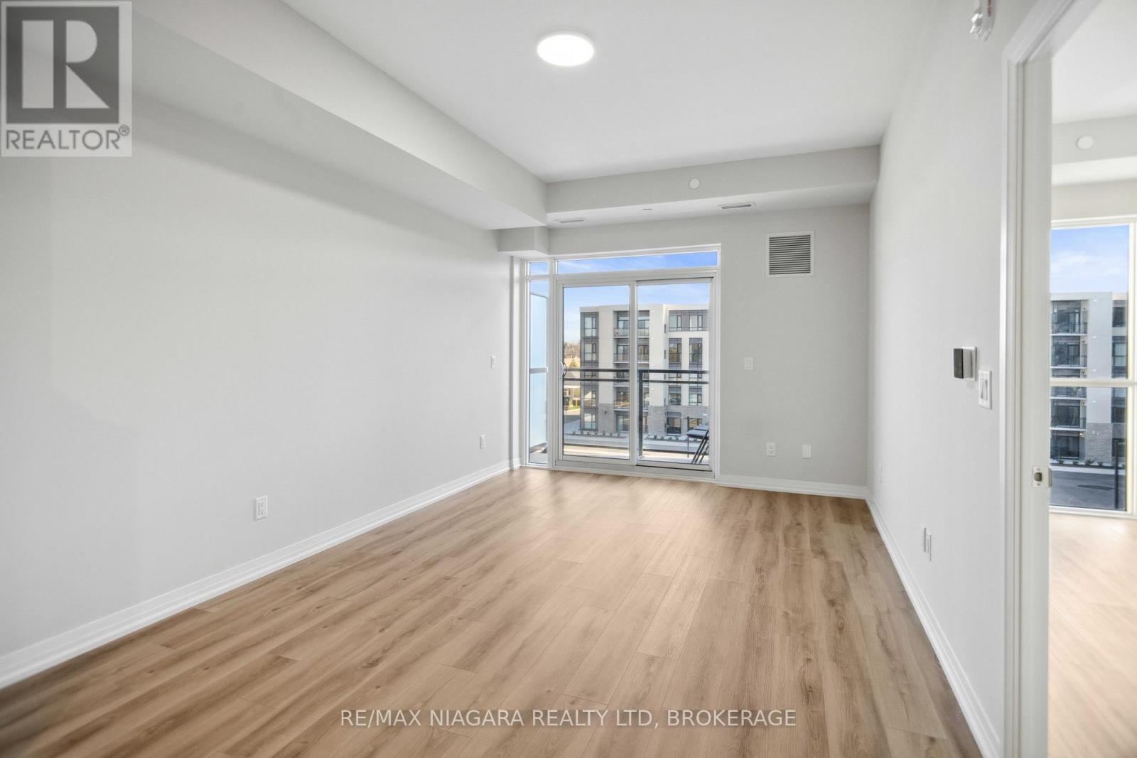 443 - 50 Herrick Avenue, St. Catharines, Ontario  L2P 2S4 - Photo 13 - X12801040