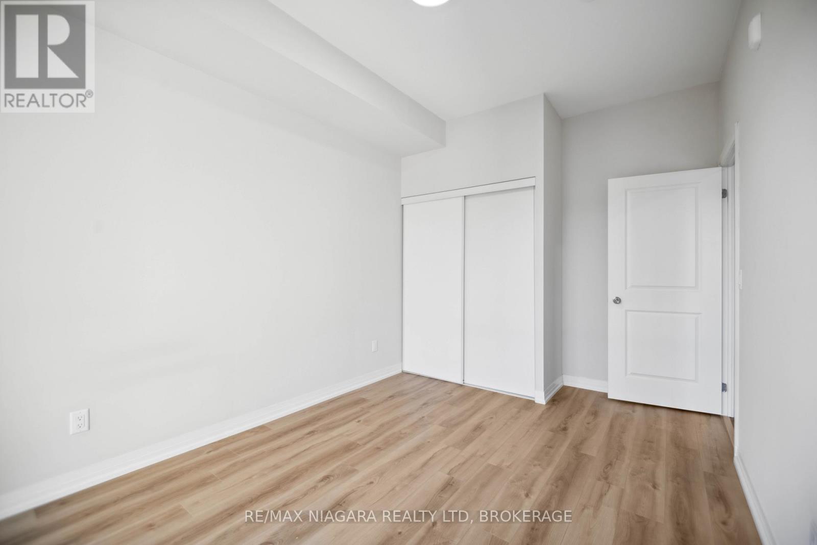 443 - 50 Herrick Avenue, St. Catharines, Ontario  L2P 2S4 - Photo 14 - X12801040