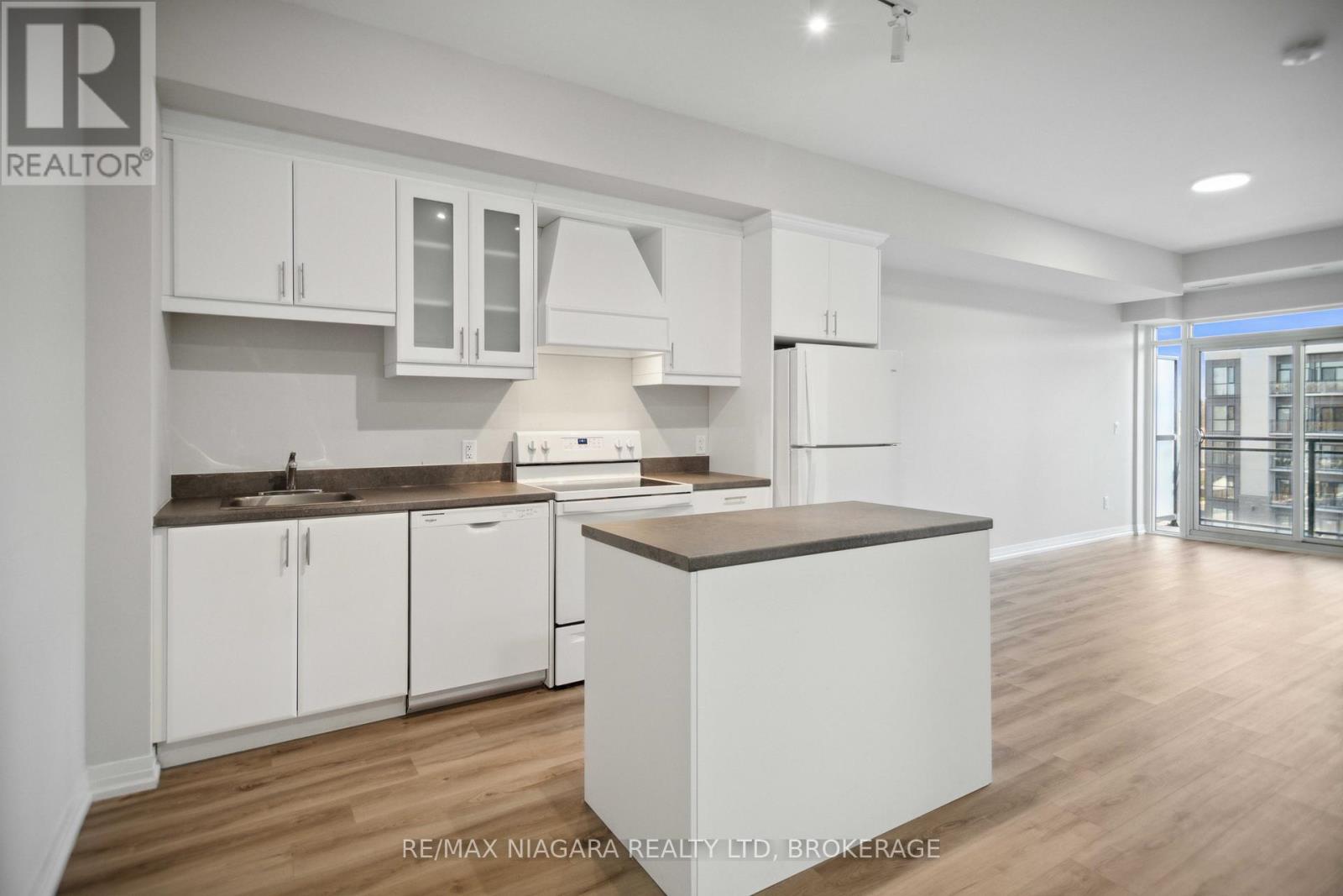 443 - 50 Herrick Avenue, St. Catharines, Ontario  L2P 2S4 - Photo 6 - X12801040