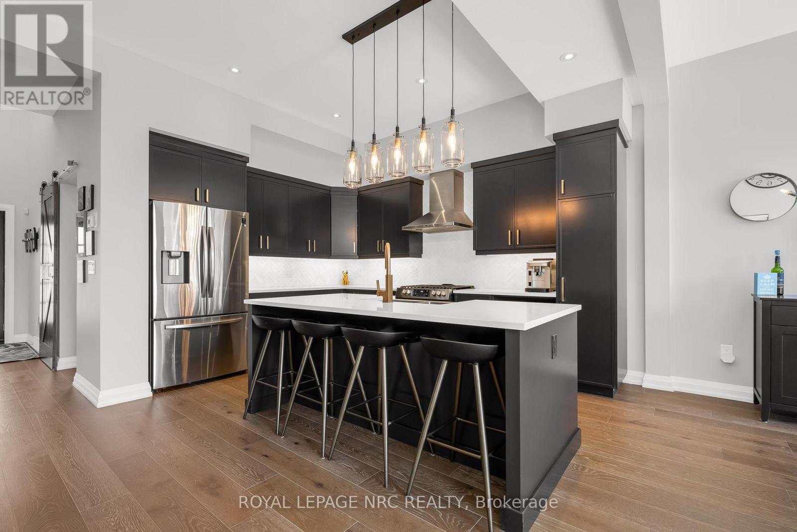 8 Hilda Street, Welland, Ontario  L3C 0H3 - Photo 12 - X12801124