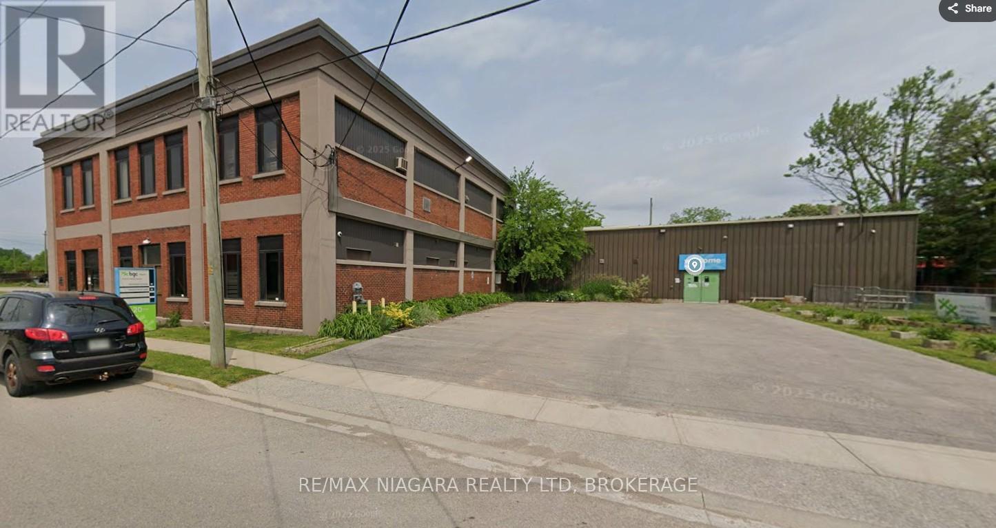 20 LEWIS STREET, fort erie (central), Ontario