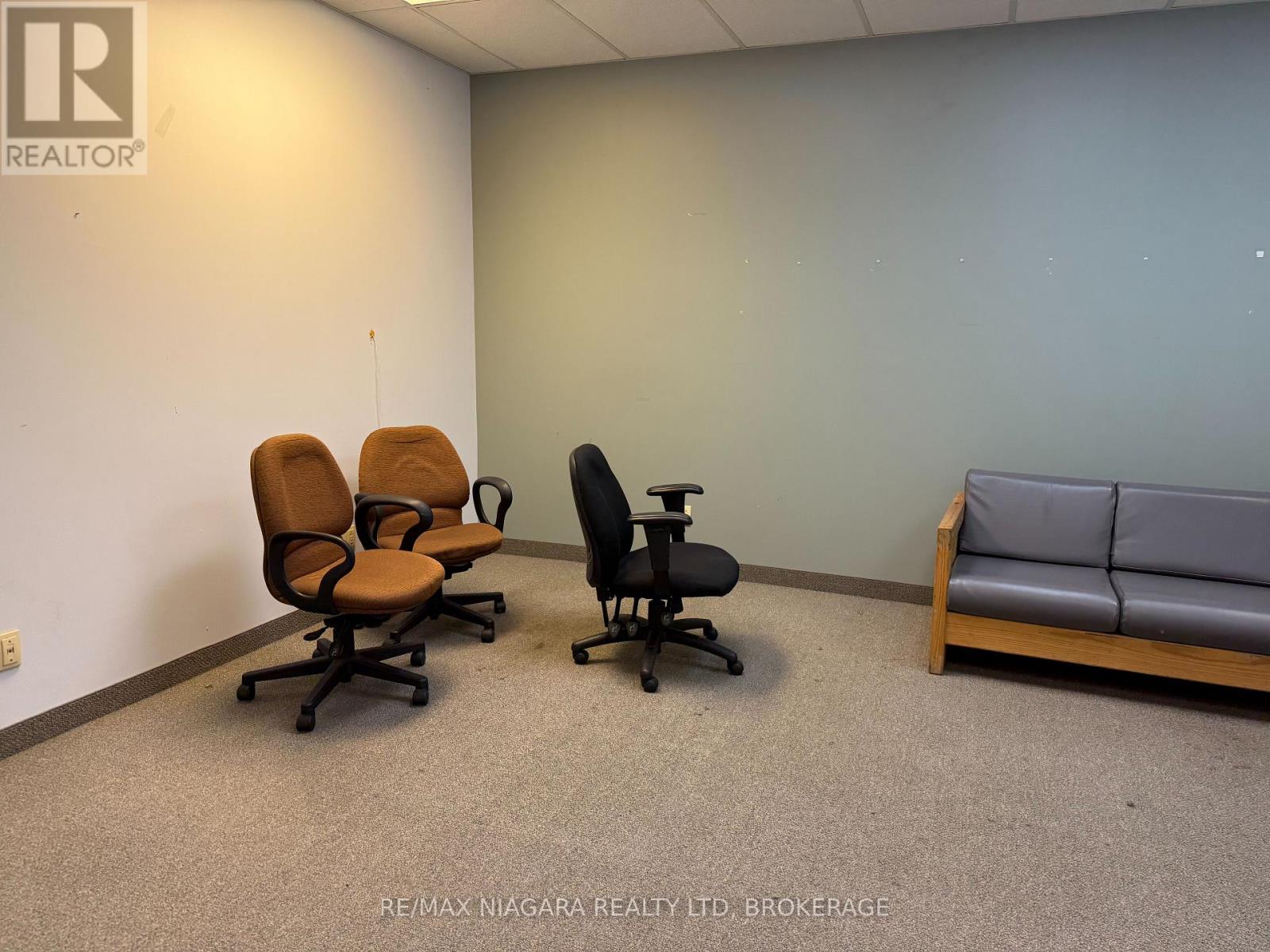 20 Lewis Street, Fort Erie (Central), Ontario  L2A 2P7 - Photo 8 - X12801194