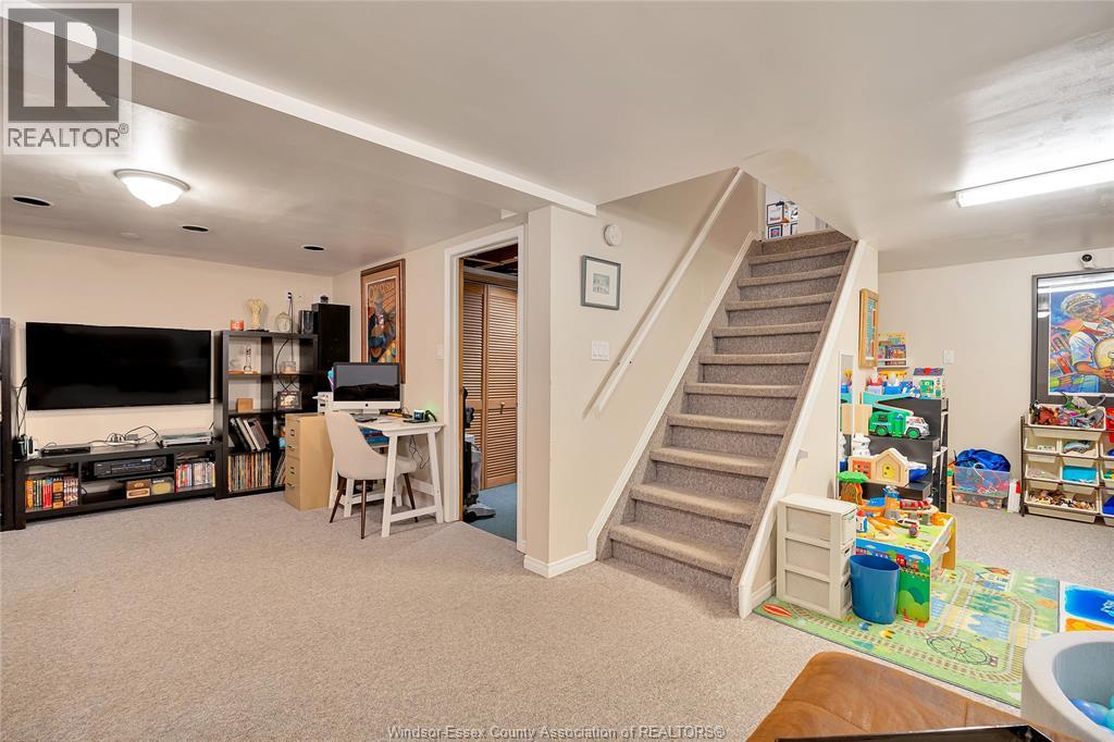 10260 Caledon Court, Windsor, Ontario N8R 1C6 - Photo 16 - 26003539