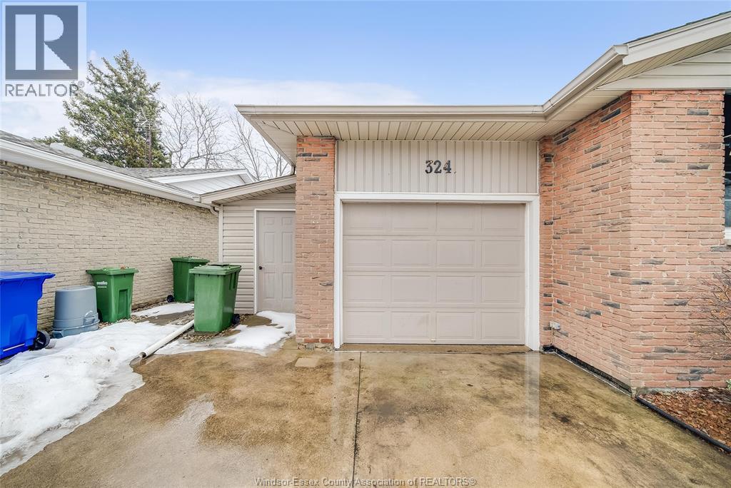 324 Kelly, Essex, Ontario  N8M 1V3 - Photo 3 - 26003348