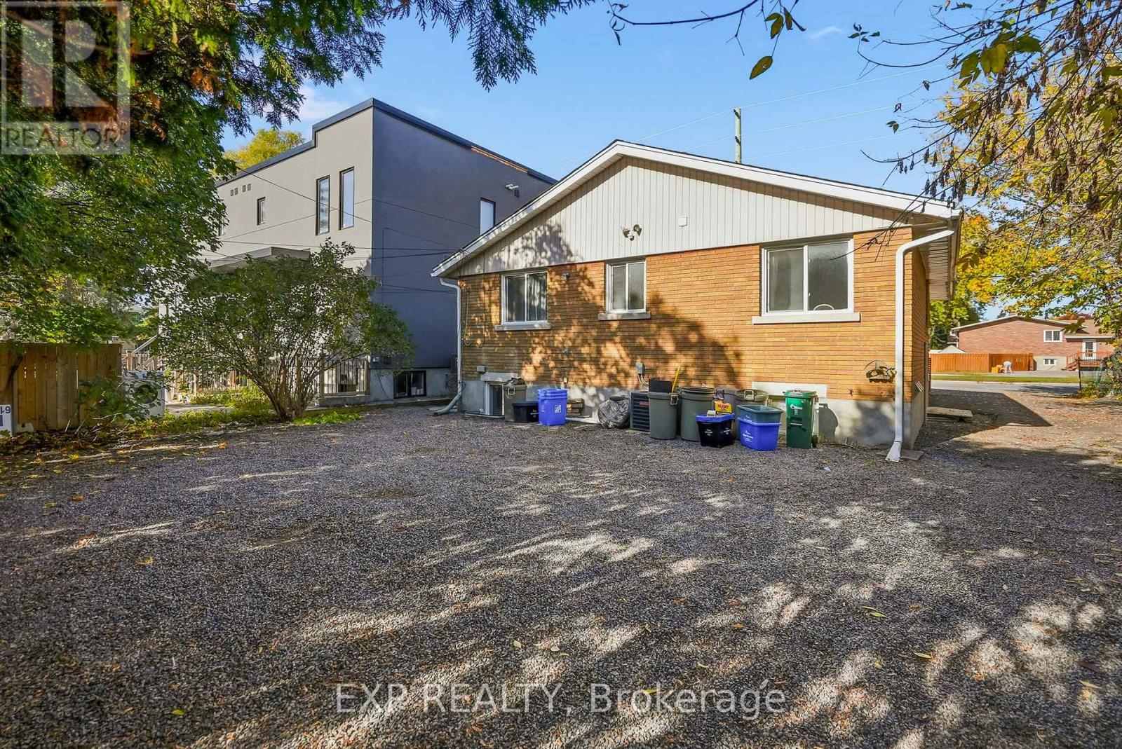 1554 Baseline Road, Ottawa, Ontario  K2C 0B3 - Photo 27 - X12495026