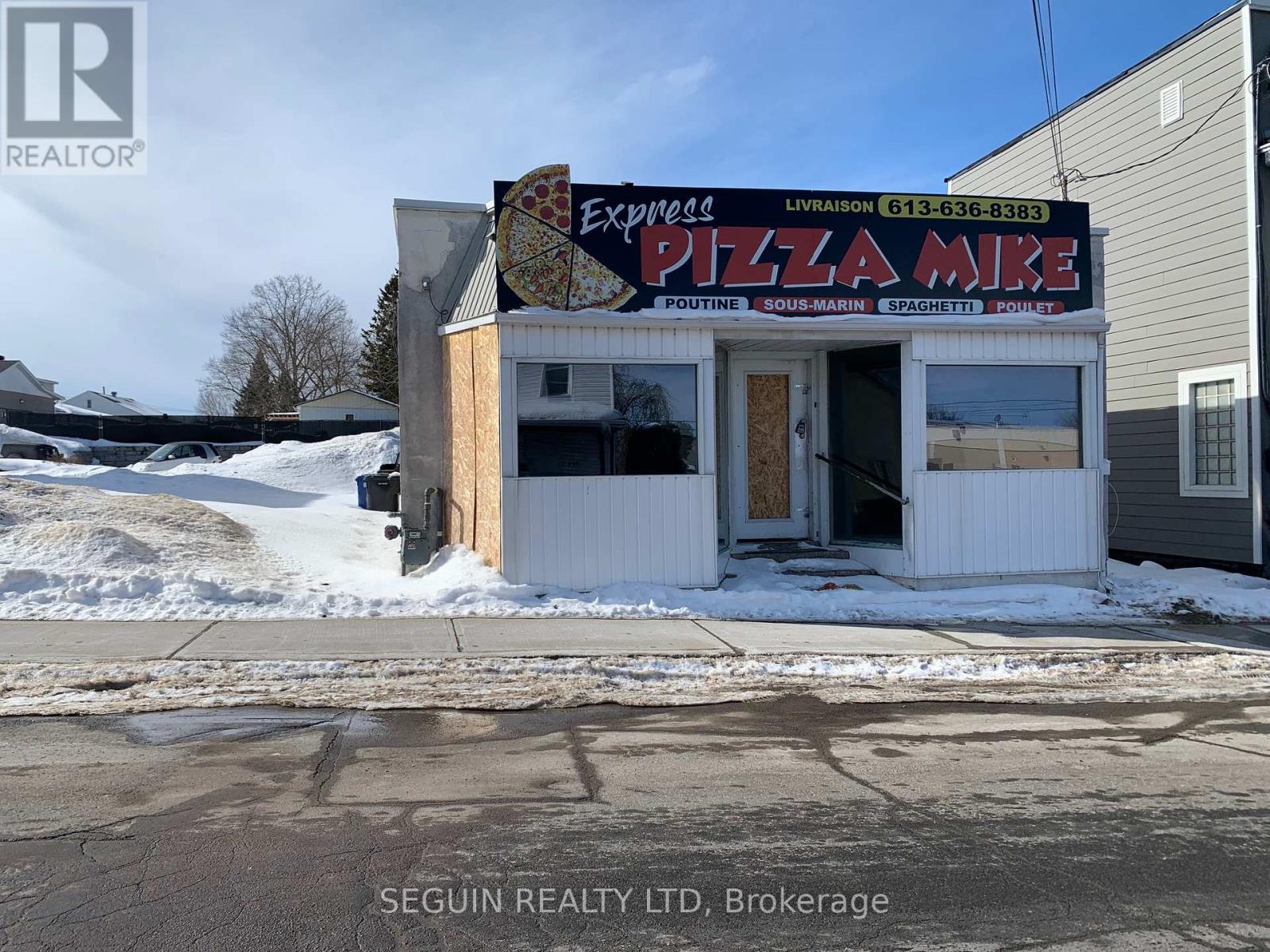 254 James Street, Hawkesbury, Ontario  K6A 1S8 - Photo 2 - X12801236