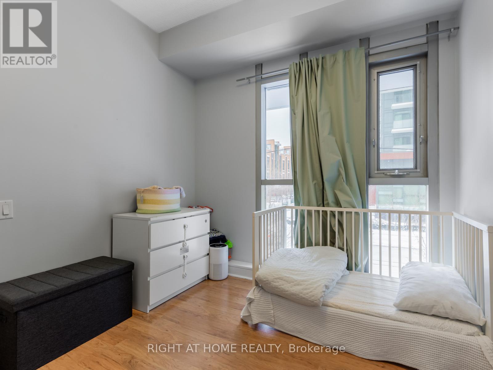 201 - 30 Canterbury Place, Toronto, Ontario  M2N 0B9 - Photo 21 - C12801054