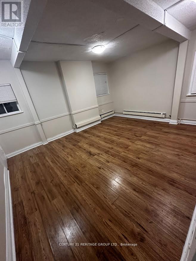 6303 Yonge Street, Toronto, Ontario  M2M 3X7 - Photo 15 - C12801058