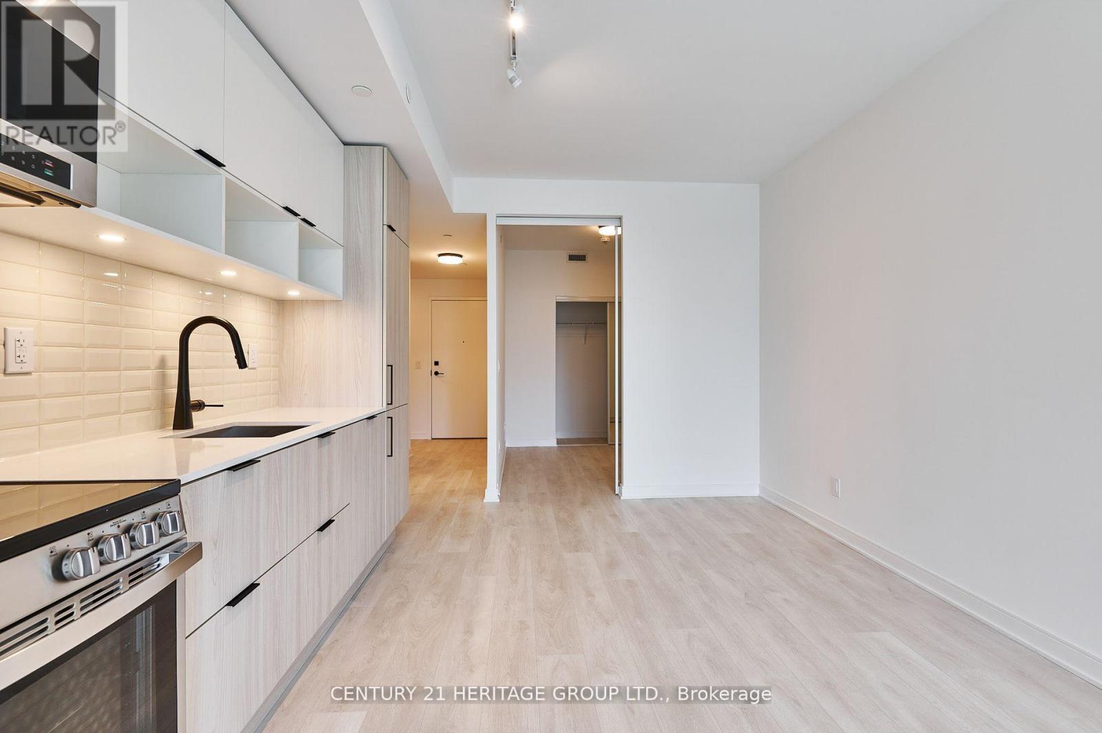 S560 - 180 Mill Street, Toronto, Ontario  M5A 0V7 - Photo 15 - C12801064