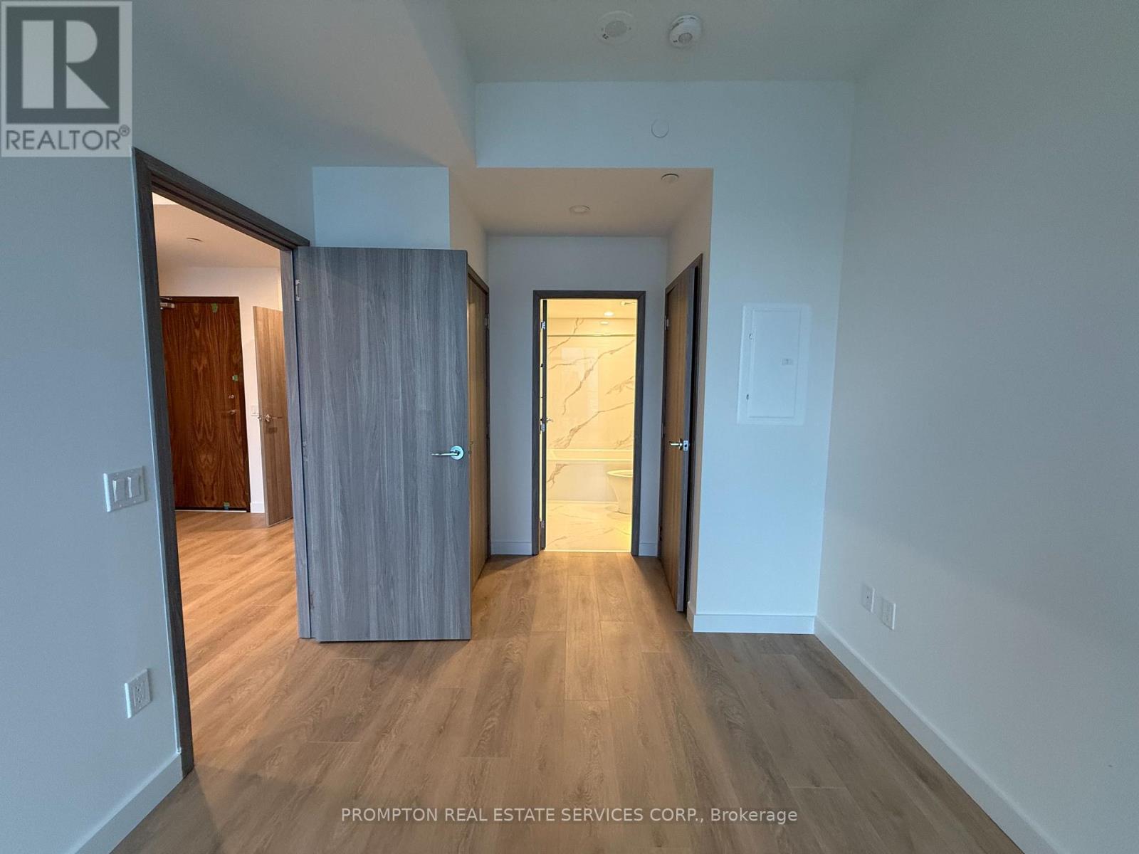 3512 - 3 Concord Cityplace Way, Toronto (Waterfront Communities), Ontario  M5V 0X4 - Photo 6 - C12801092