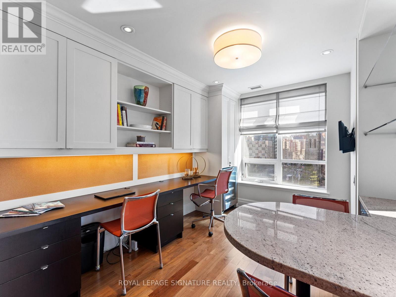 603 - 155 St. Clair Avenue W, Toronto, Ontario  M4V 0A1 - Photo 15 - C12801128