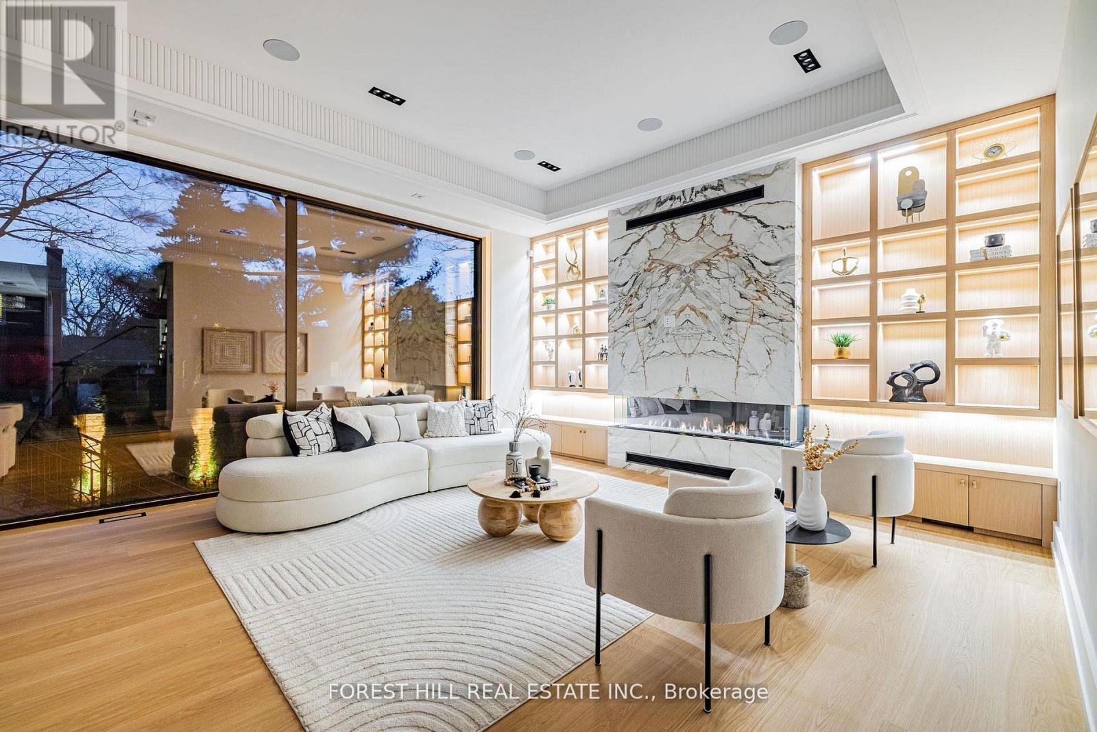 23 Didrickson Drive, Toronto, Ontario  M2P 1J7 - Photo 5 - C12801200