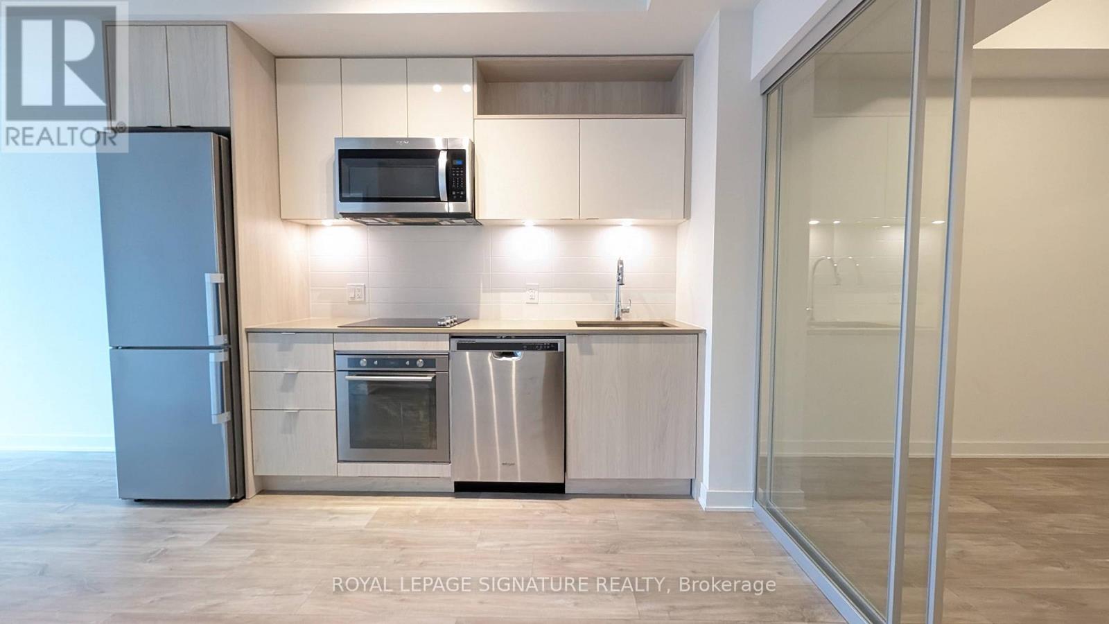 653 - 121 Lower Sherbourne Street, Toronto, Ontario  M5A 0W8 - Photo 2 - C12801208