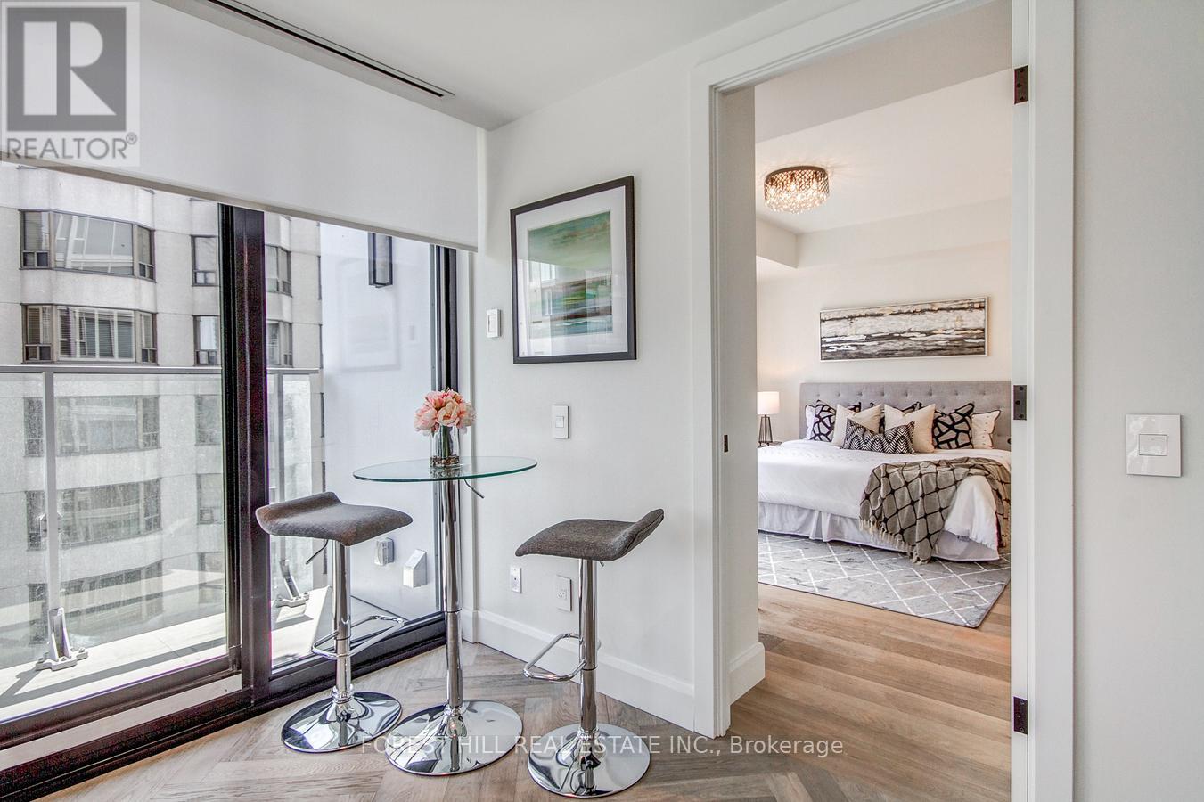 2602 - 200 Cumberland Street, Toronto, Ontario  M5R 1A2 - Photo 16 - C12801280