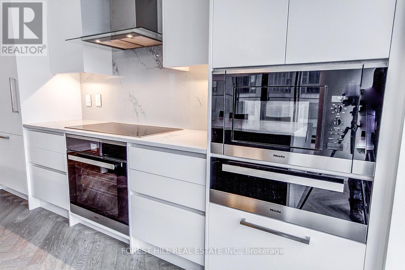 2602 - 200 Cumberland Street, Toronto, Ontario  M5R 1A2 - Photo 18 - C12801280