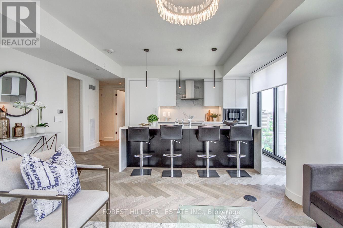 2602 - 200 Cumberland Street, Toronto, Ontario  M5R 1A2 - Photo 8 - C12801280