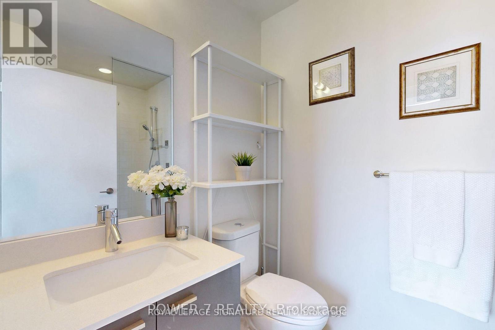 1805 - 30 Roehampton Avenue, Toronto, Ontario  M4P 0B9 - Photo 13 - C12801352