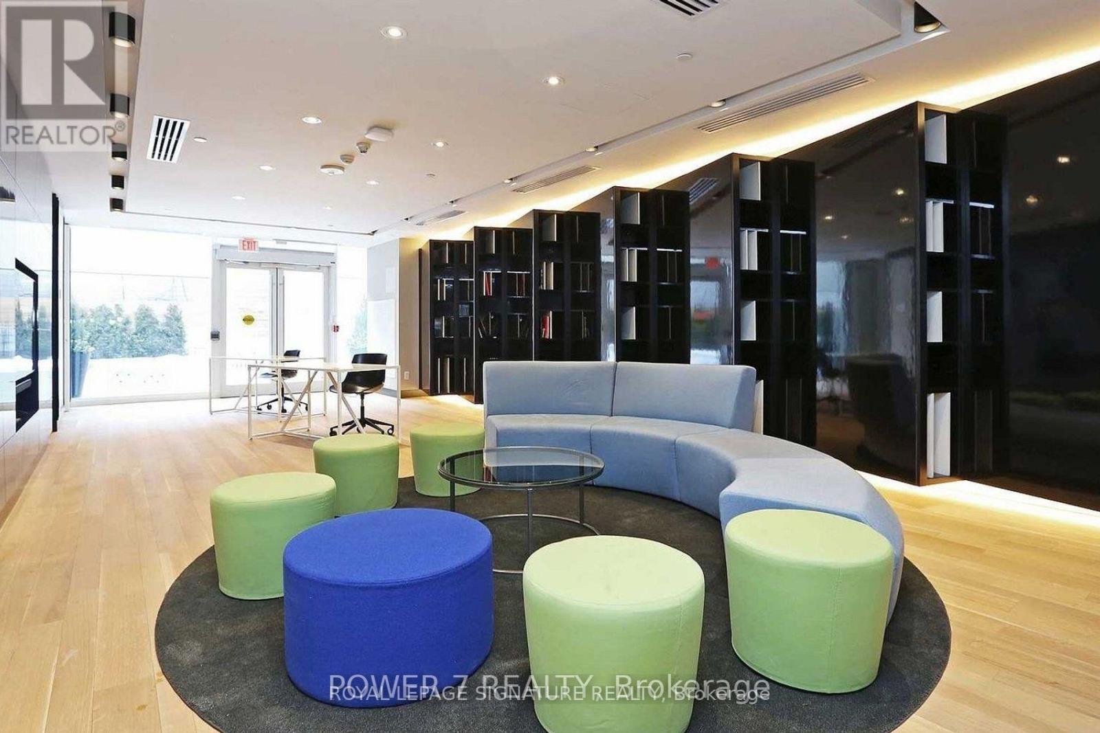 1805 - 30 Roehampton Avenue, Toronto, Ontario  M4P 0B9 - Photo 37 - C12801352