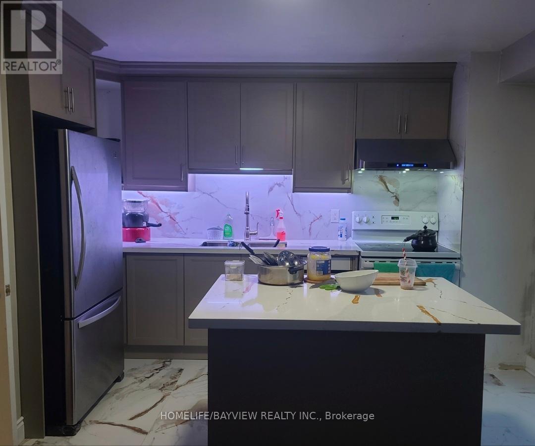 18 Rangeley Drive, Toronto, Ontario  M1B 5C1 - Photo 2 - E12801212