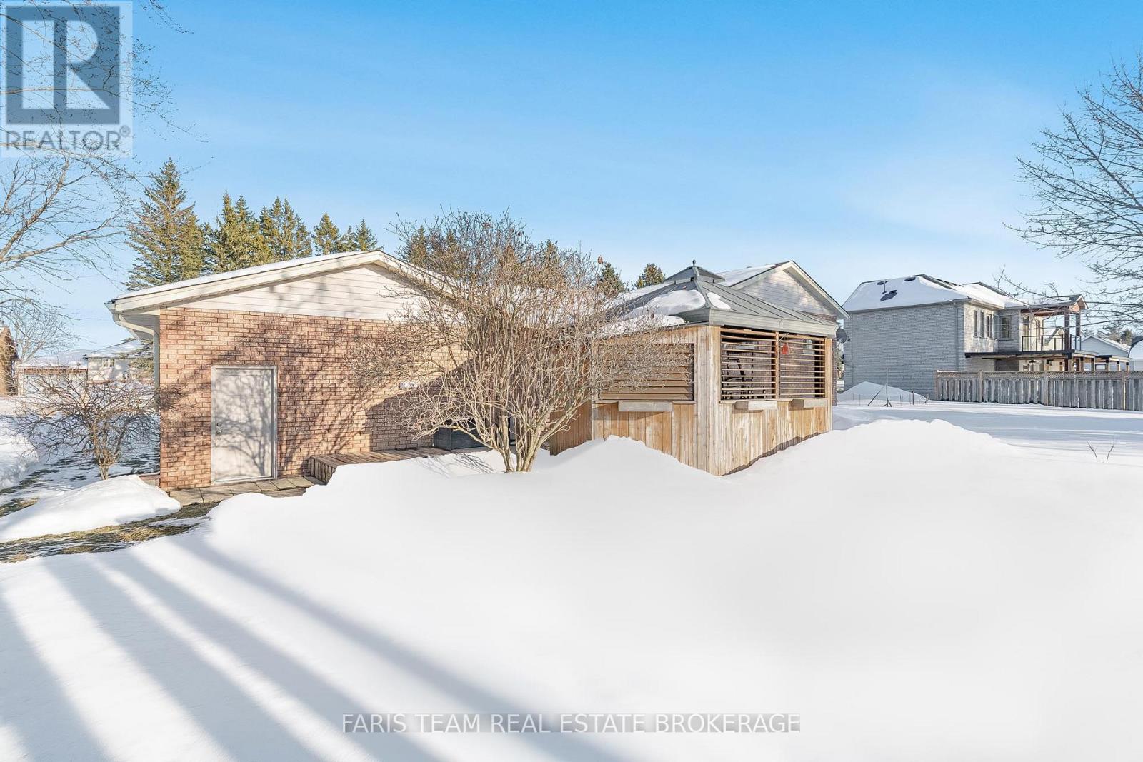 856 Church Drive, Innisfil (Lefroy), Ontario  L0L 1K0 - Photo 32 - N12801066