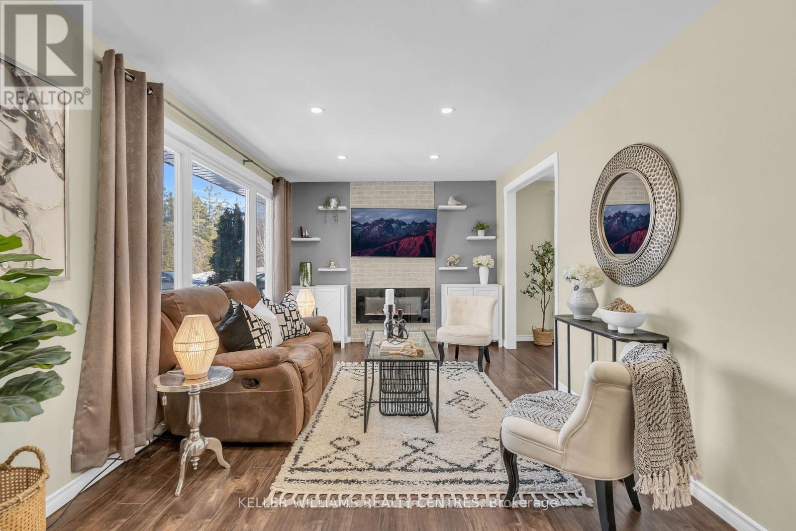 263 Boyers Road, Georgina, Ontario  L4P 3C8 - Photo 5 - N12801080