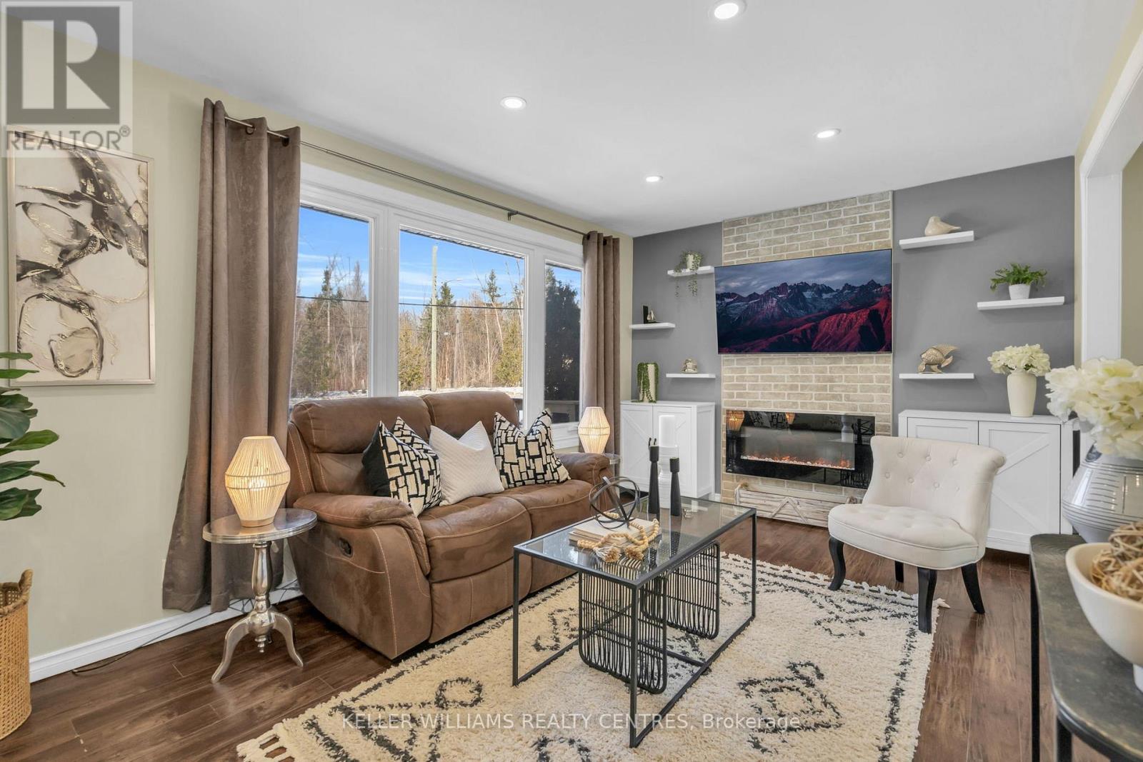 263 Boyers Road, Georgina, Ontario  L4P 3C8 - Photo 6 - N12801080