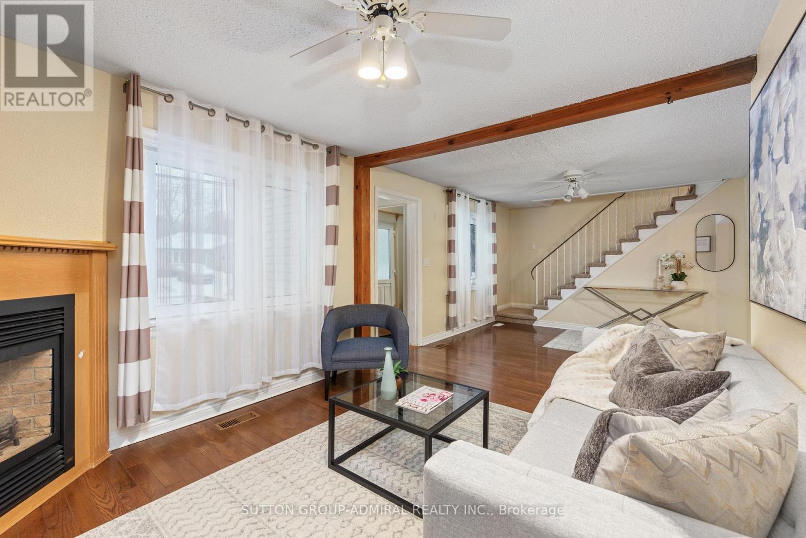 110 Wood Lane, Richmond Hill, Ontario  L4C 4W1 - Photo 11 - N12801198