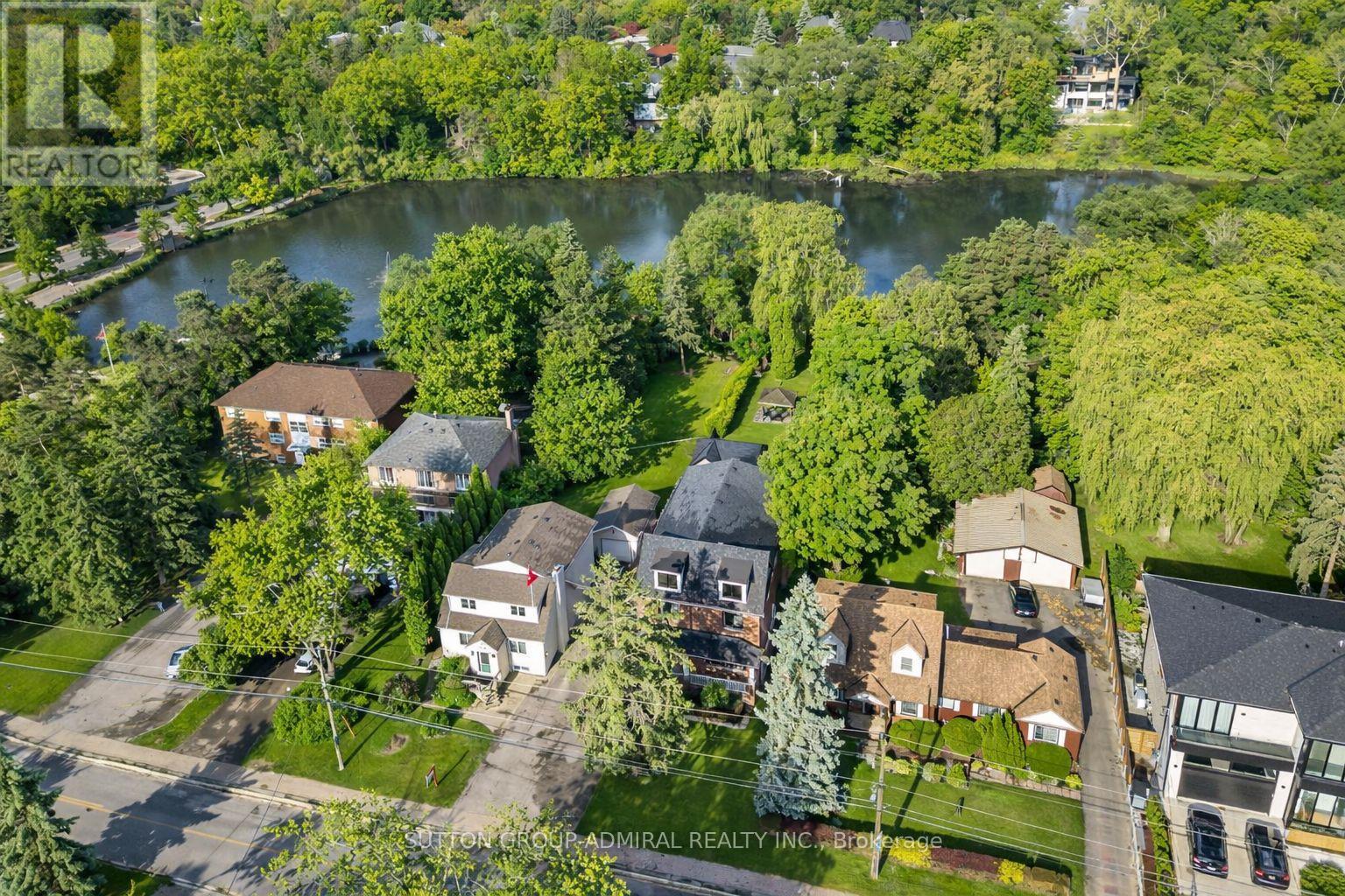 110 Wood Lane, Richmond Hill, Ontario  L4C 4W1 - Photo 15 - N12801198