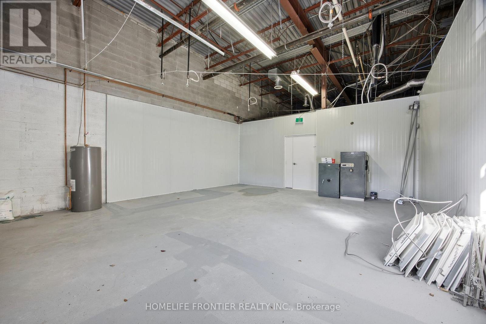 14 - 145 Royal Crest Court, Markham, Ontario  L3R 9Z4 - Photo 5 - N12801232