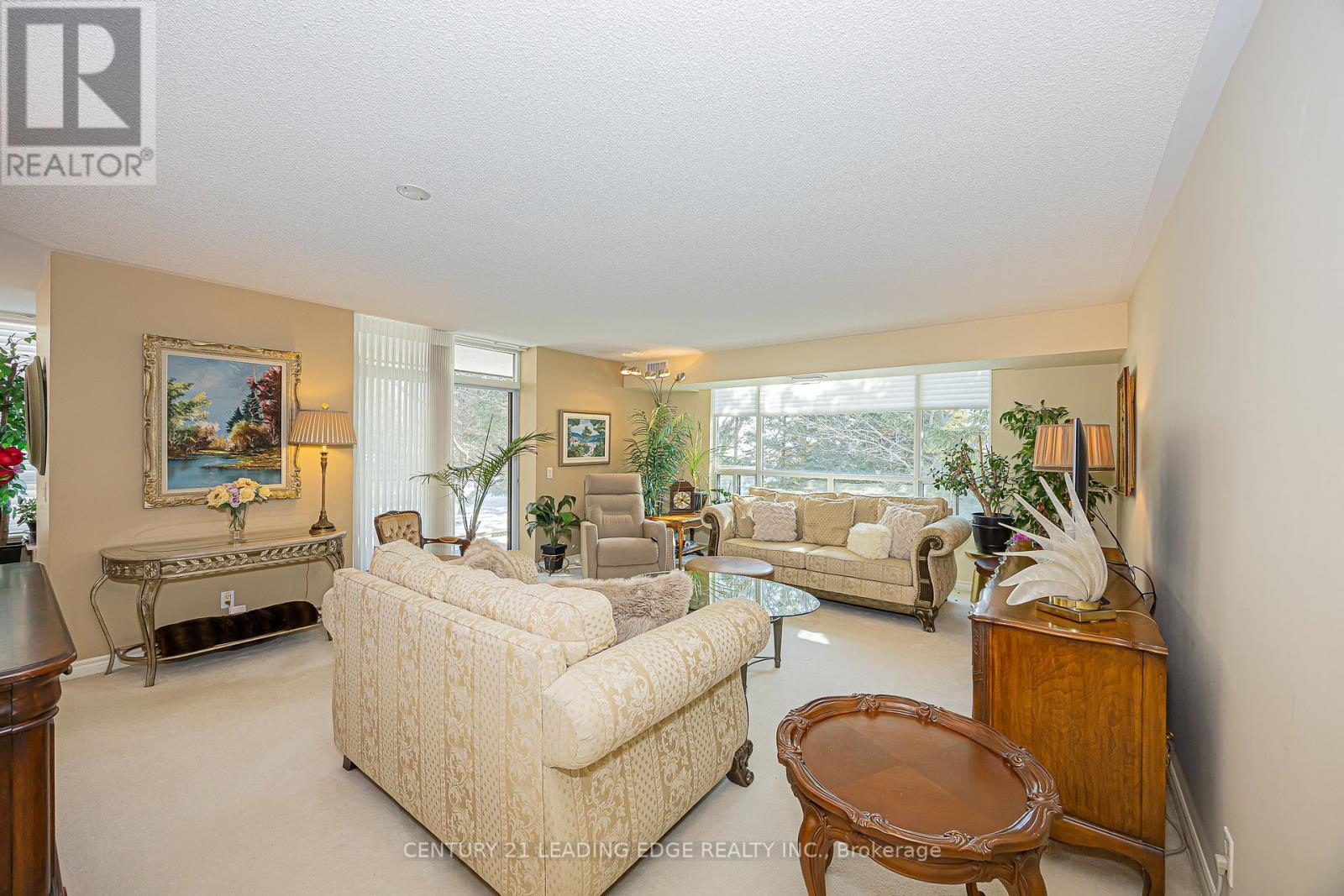 201 - 55 The Boardwalk Way, Markham, Ontario  L6E 1R7 - Photo 6 - N12801318