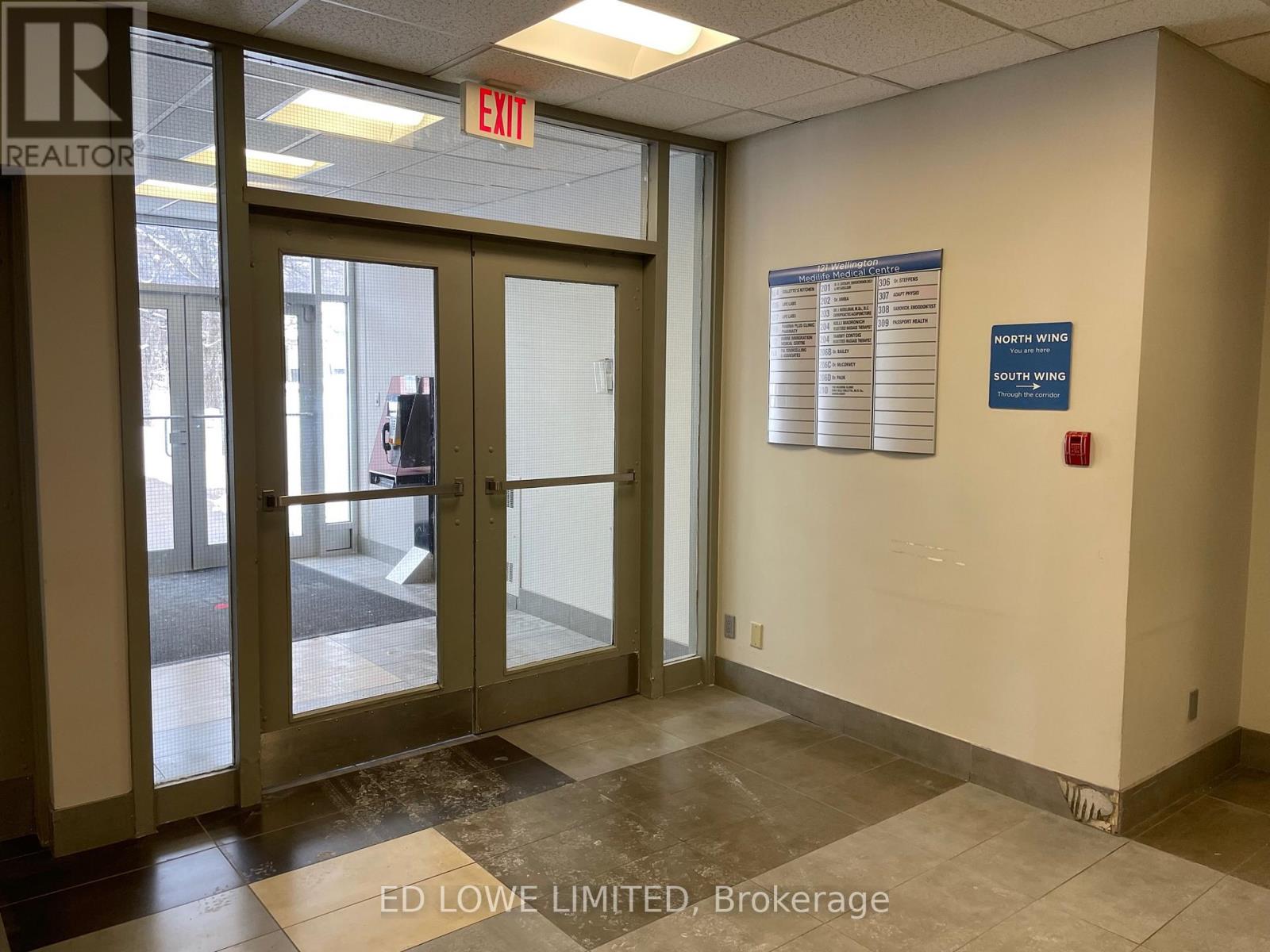 320 - 121 Wellington Street W, Barrie, Ontario  L4N 1L2 - Photo 4 - S12801076