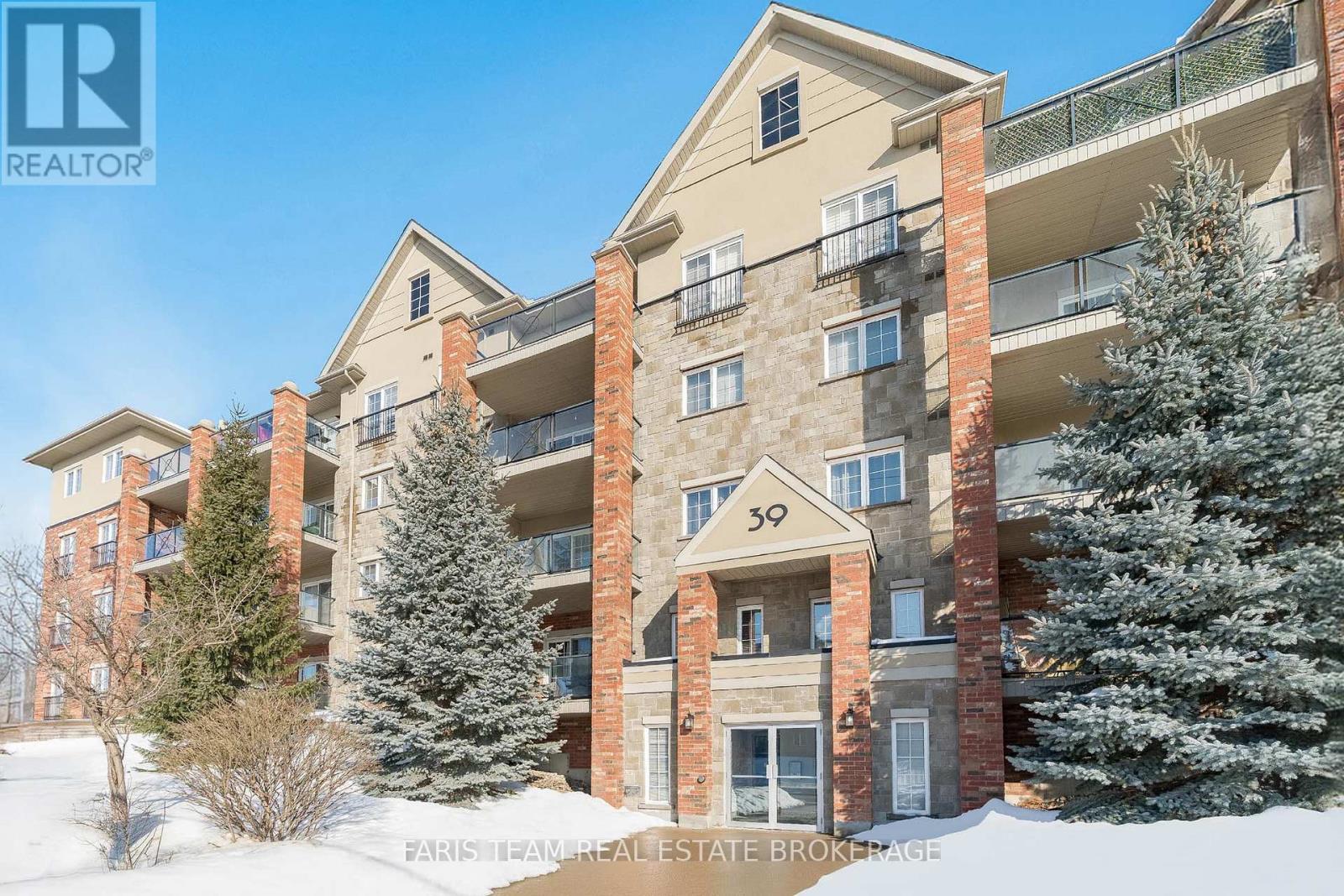 202 - 39 Ferndale Drive S, Barrie (Ardagh), Ontario L4N 5T5 - Photo 1 - S12801266