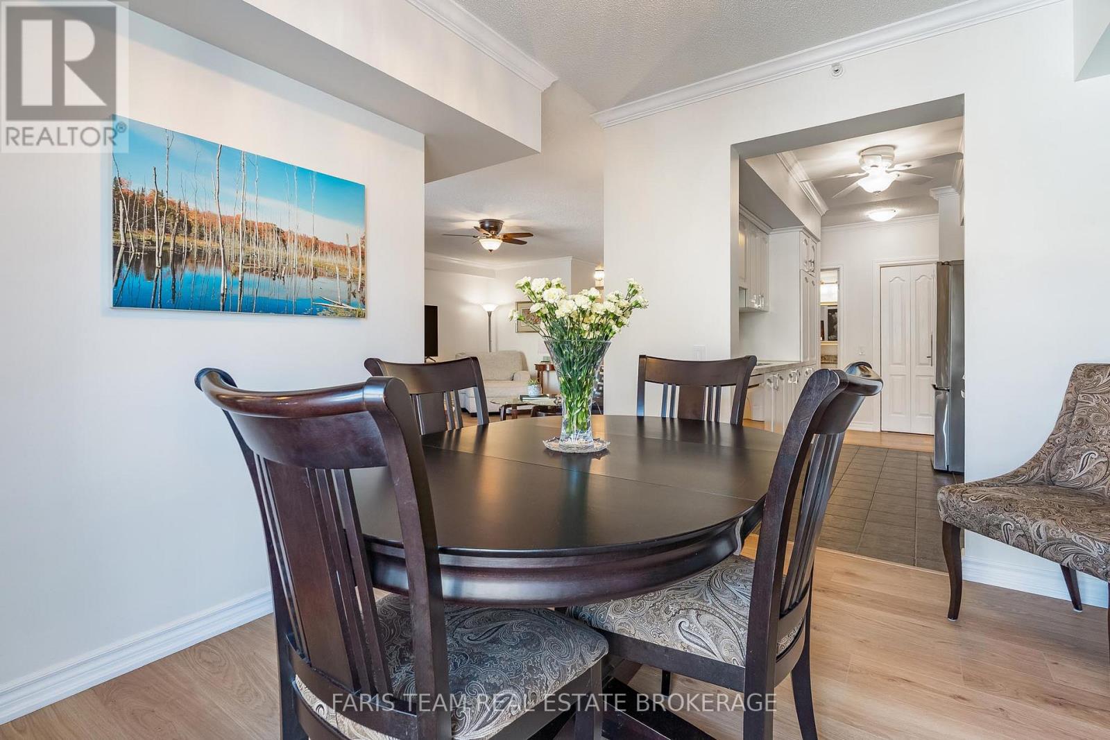 202 - 39 Ferndale Drive S, Barrie (Ardagh), Ontario L4N 5T5 - Photo 10 - S12801266