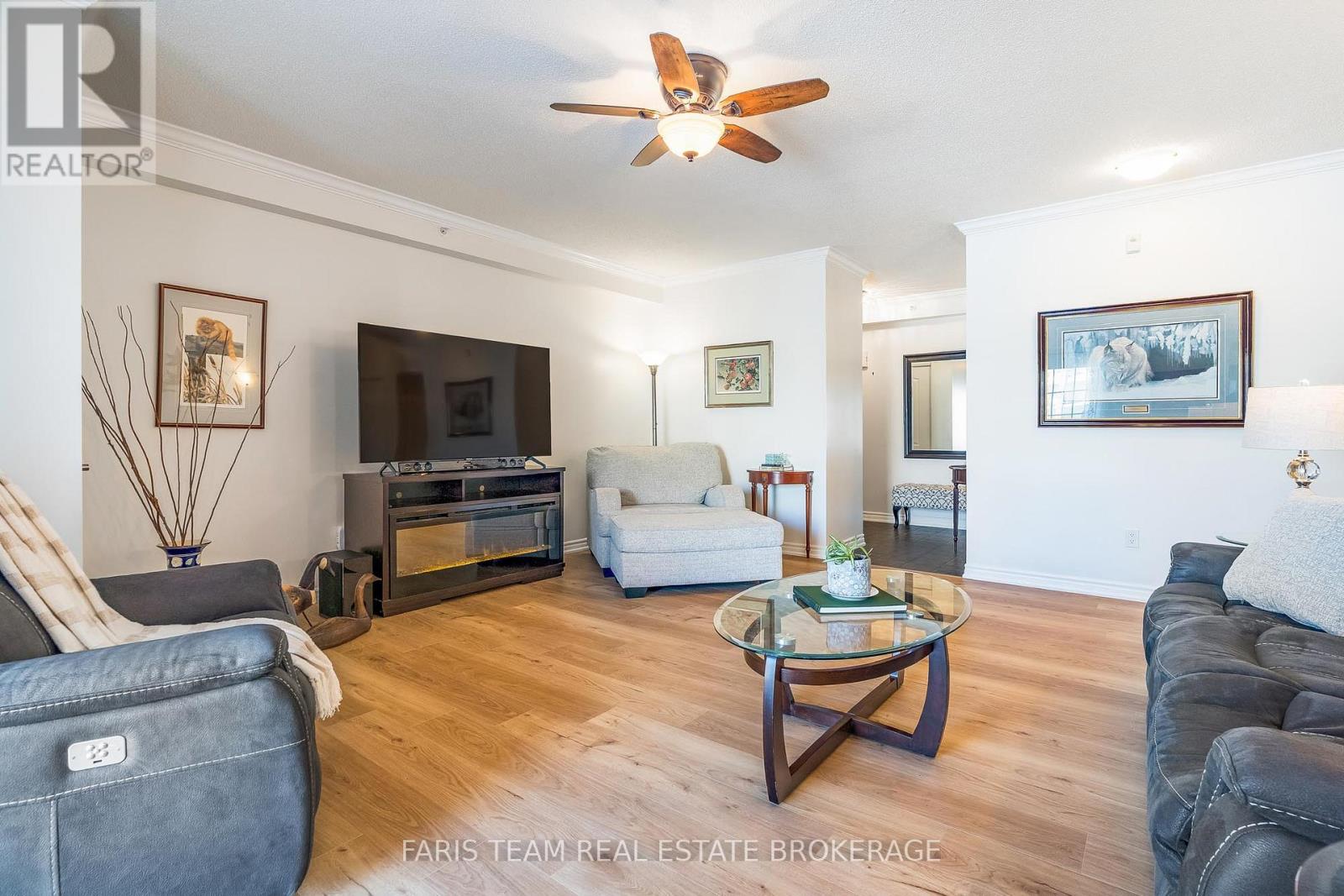 202 - 39 Ferndale Drive S, Barrie (Ardagh), Ontario L4N 5T5 - Photo 13 - S12801266