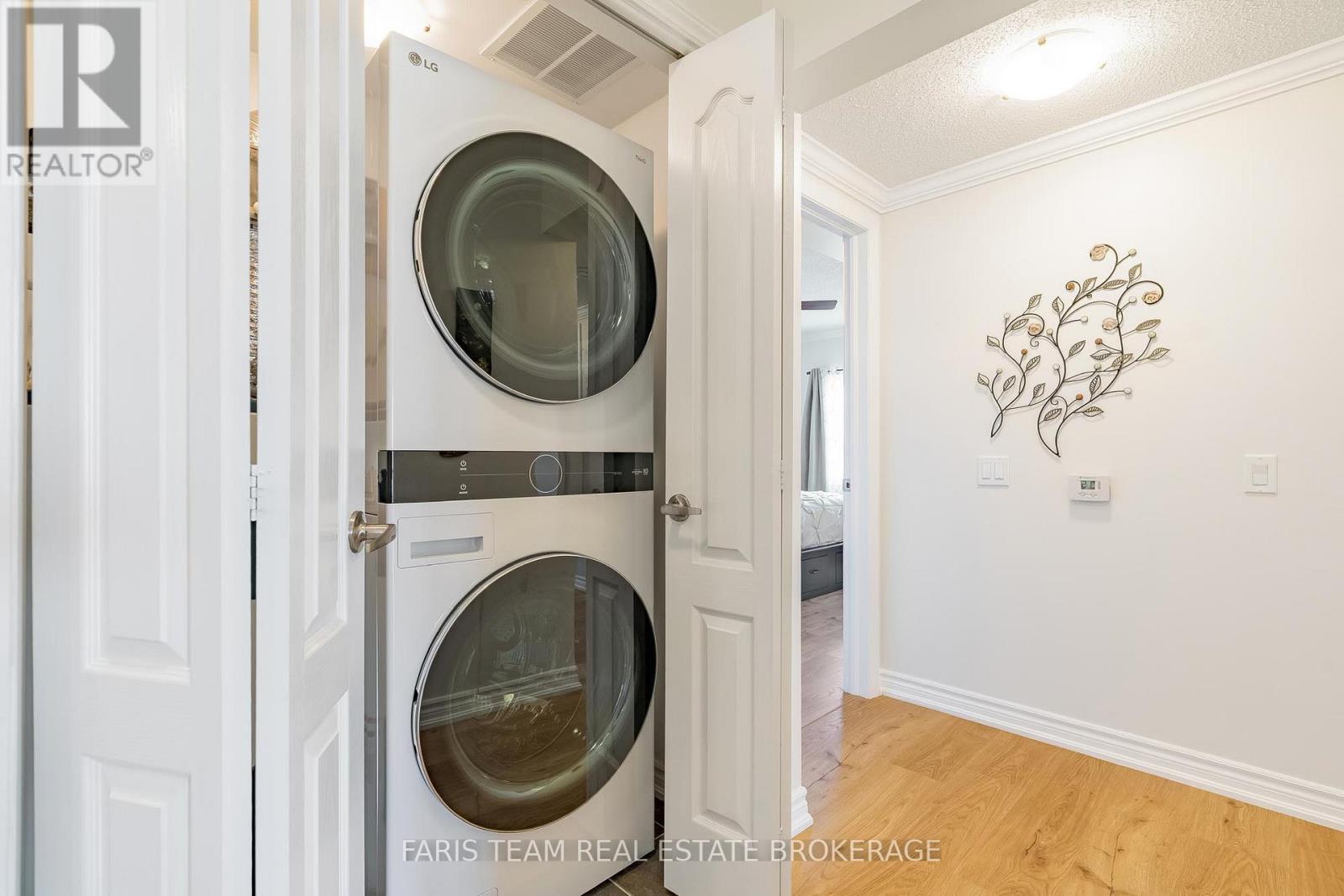 202 - 39 Ferndale Drive S, Barrie (Ardagh), Ontario L4N 5T5 - Photo 25 - S12801266