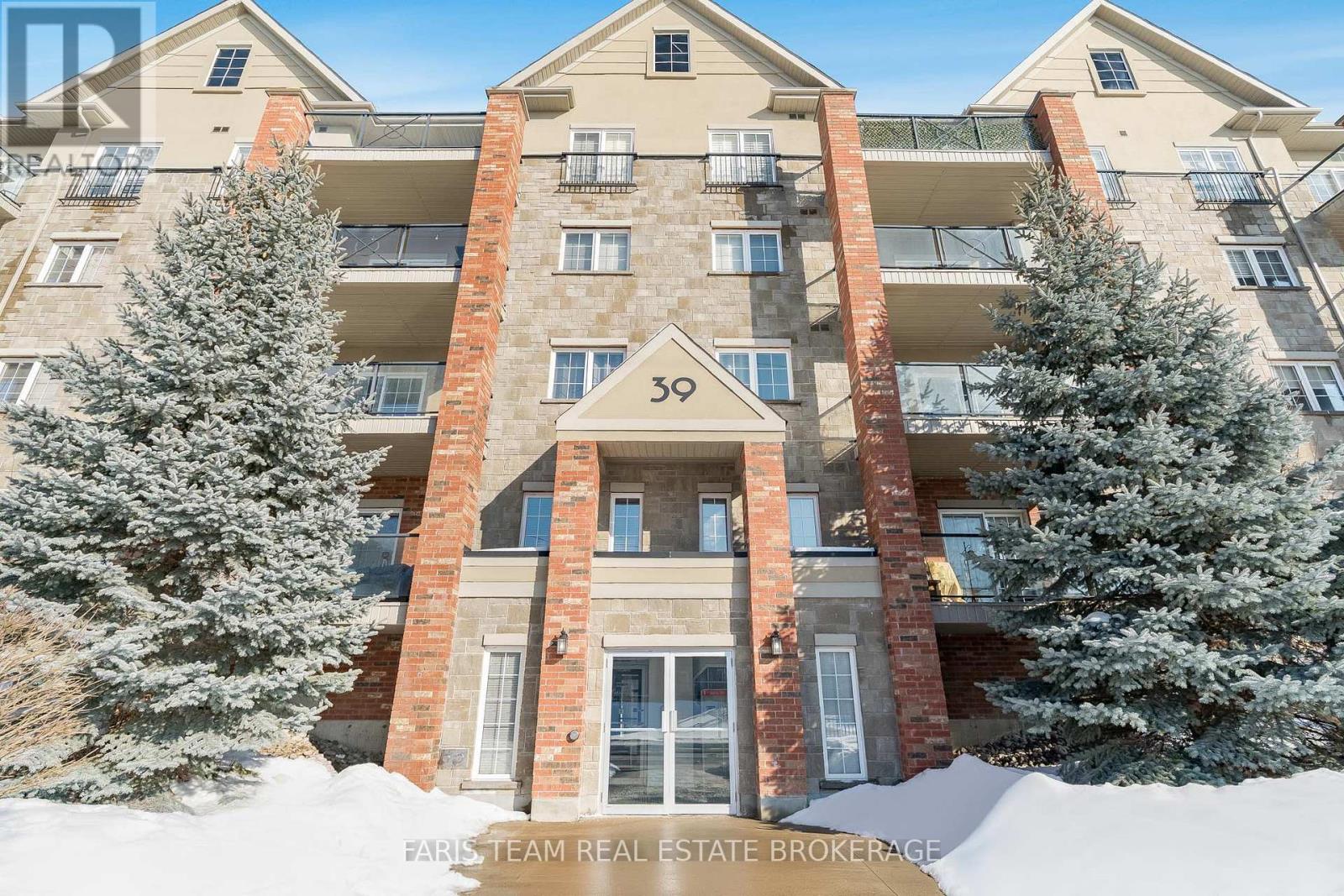 202 - 39 Ferndale Drive S, Barrie (Ardagh), Ontario L4N 5T5 - Photo 3 - S12801266