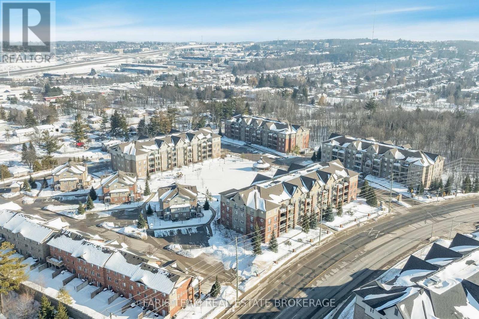 202 - 39 Ferndale Drive S, Barrie (Ardagh), Ontario L4N 5T5 - Photo 32 - S12801266