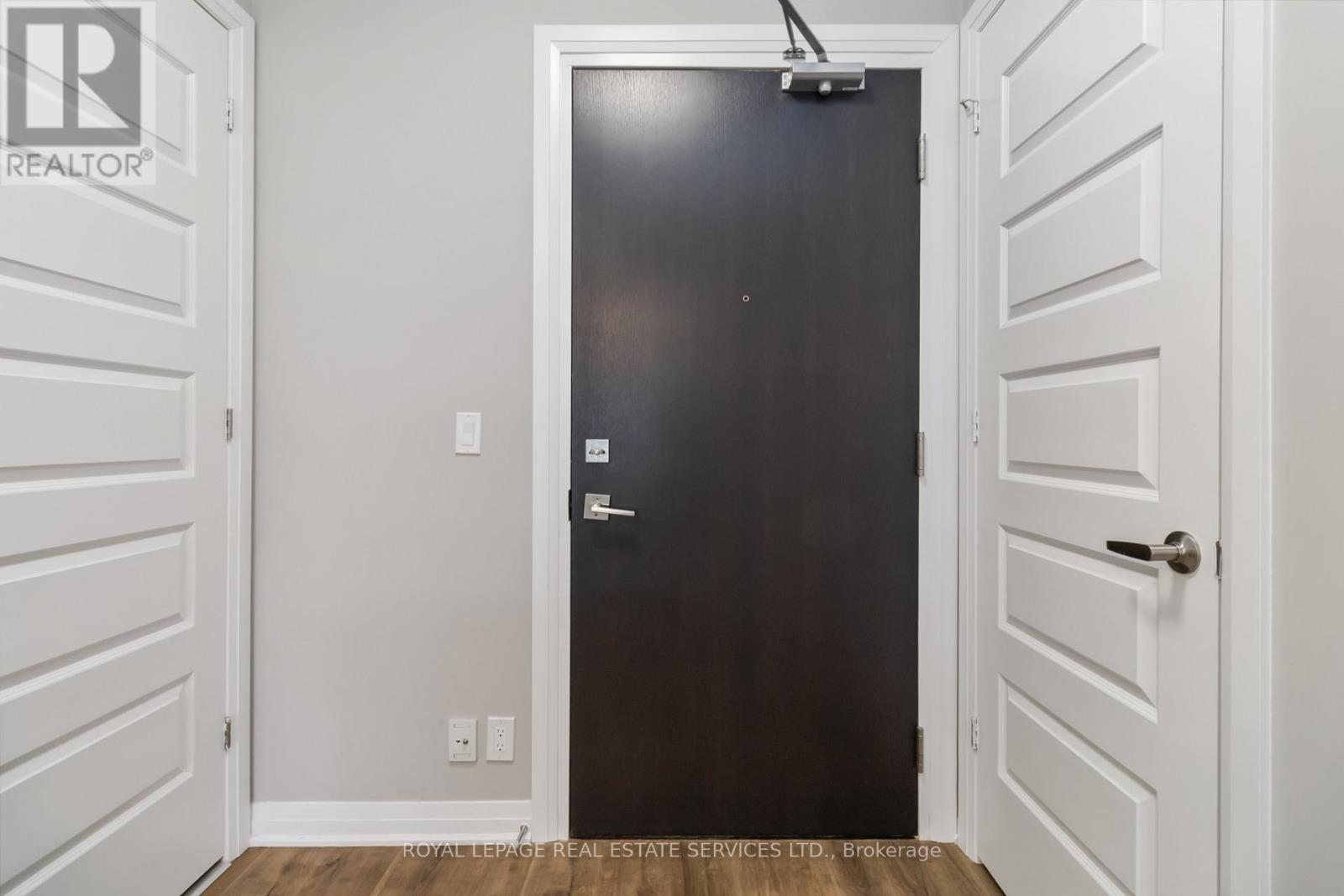 533 - 102 Grovewood Common, Oakville, Ontario  L6H 0X2 - Photo 8 - W12793510